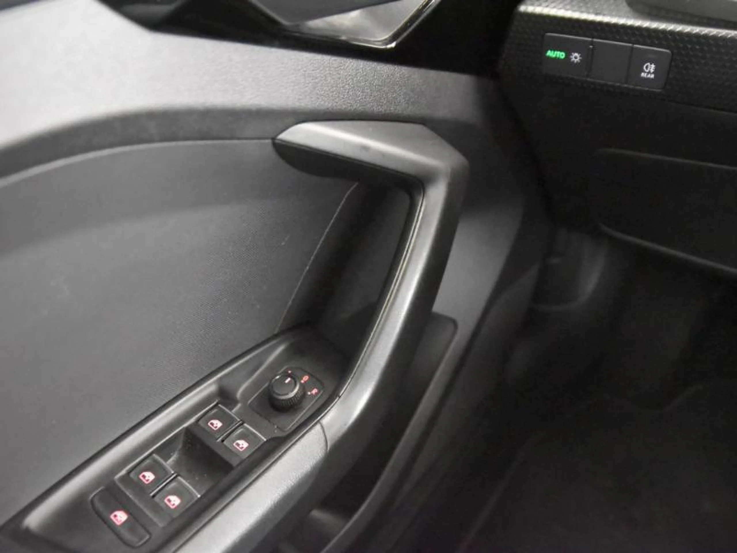 AUDI A1 SPORTBACK ADVANCED 25 TFSI 70KW (95CV) - Foto 15