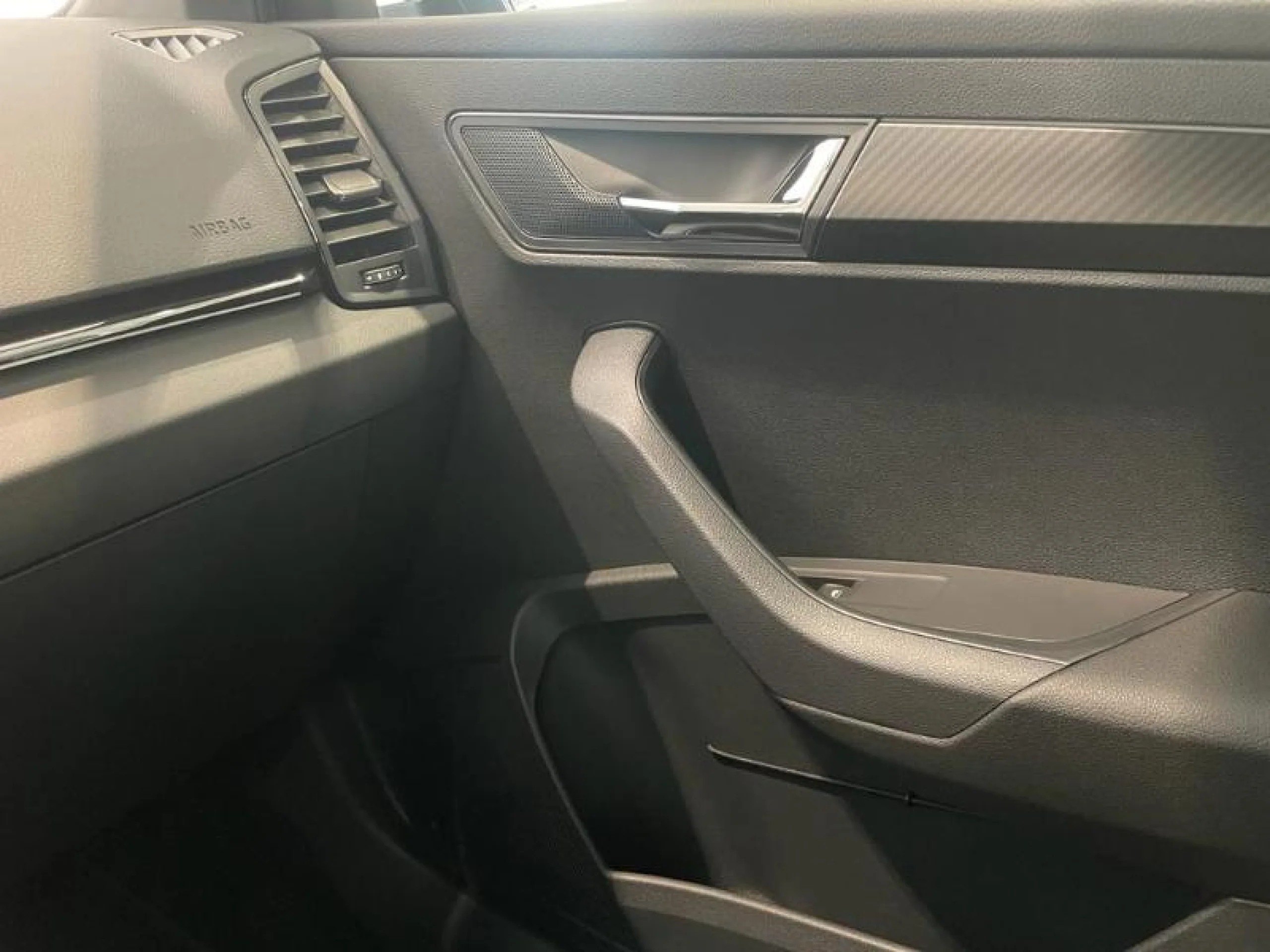 SKODA KAROQ 1.5 TSI 110KW (150CV) DSG ACT SPORTLINE - Foto 13