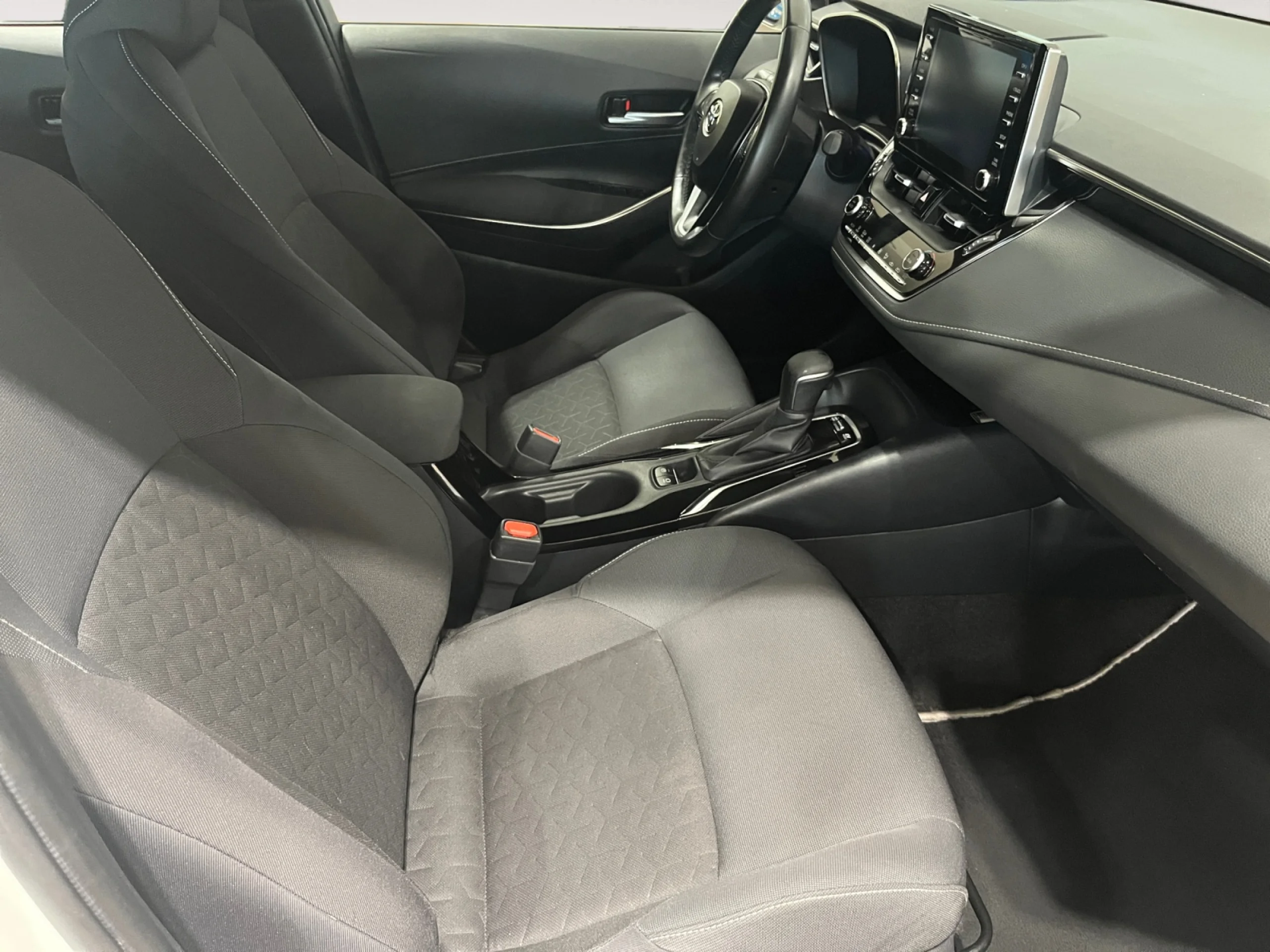 TOYOTA COROLLA 1.8 125H ACTIVE TECH E CVT - Foto 5