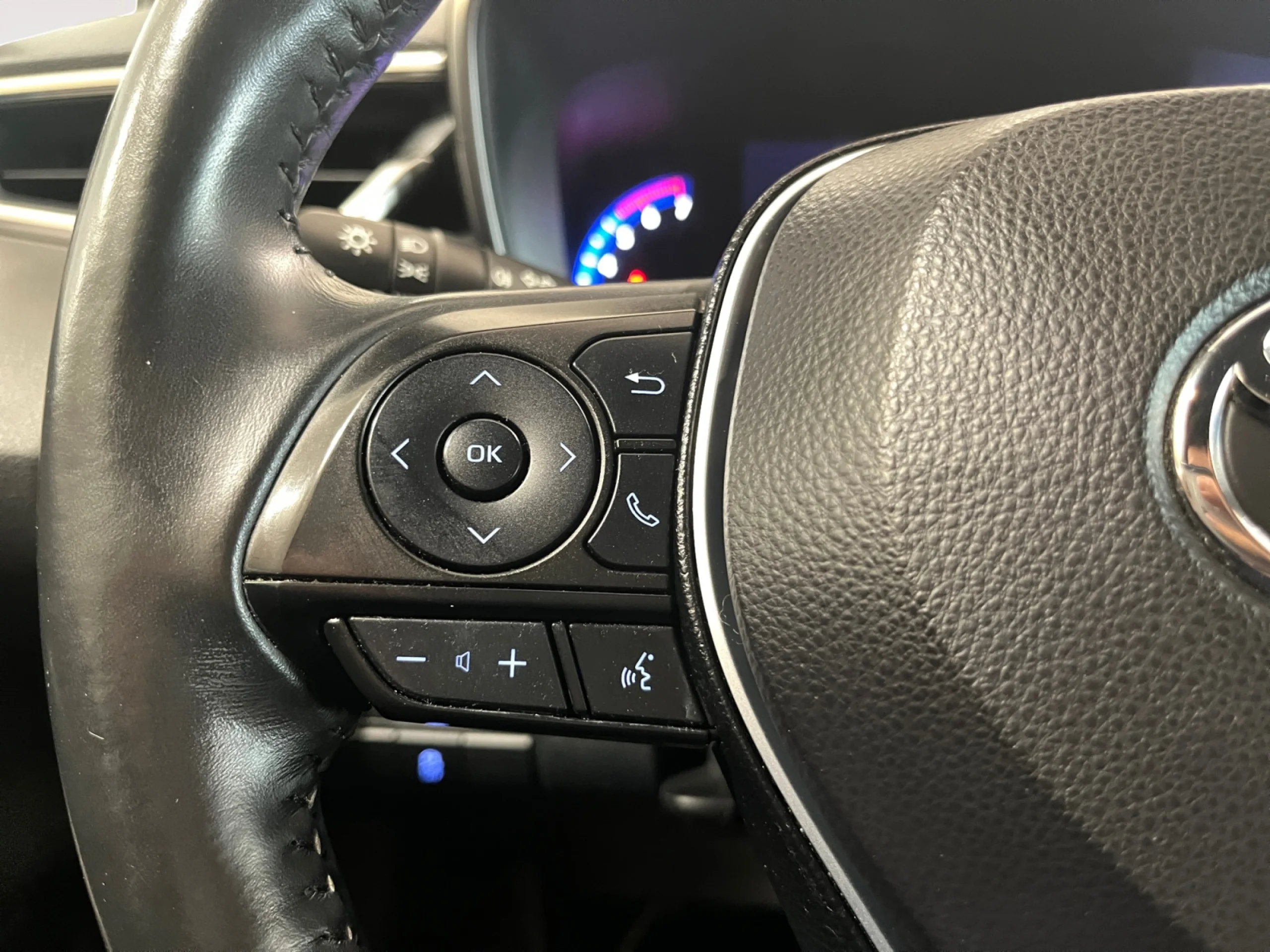 TOYOTA COROLLA 1.8 125H ACTIVE TECH E CVT - Foto 13