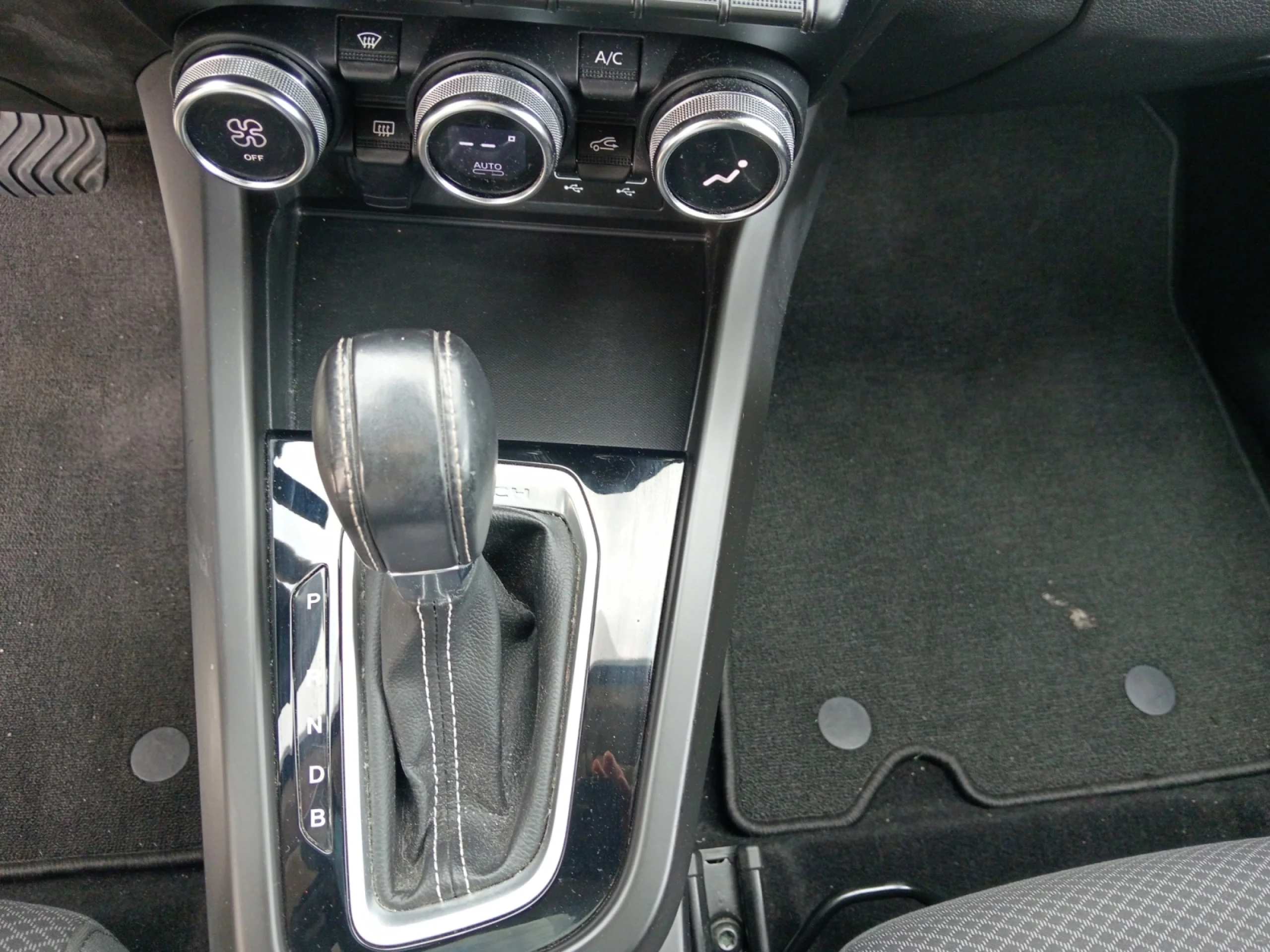 RENAULT ARKANA EQUILIBRE TCE 103KW(140CV) EDC MILD HYB - Foto 14