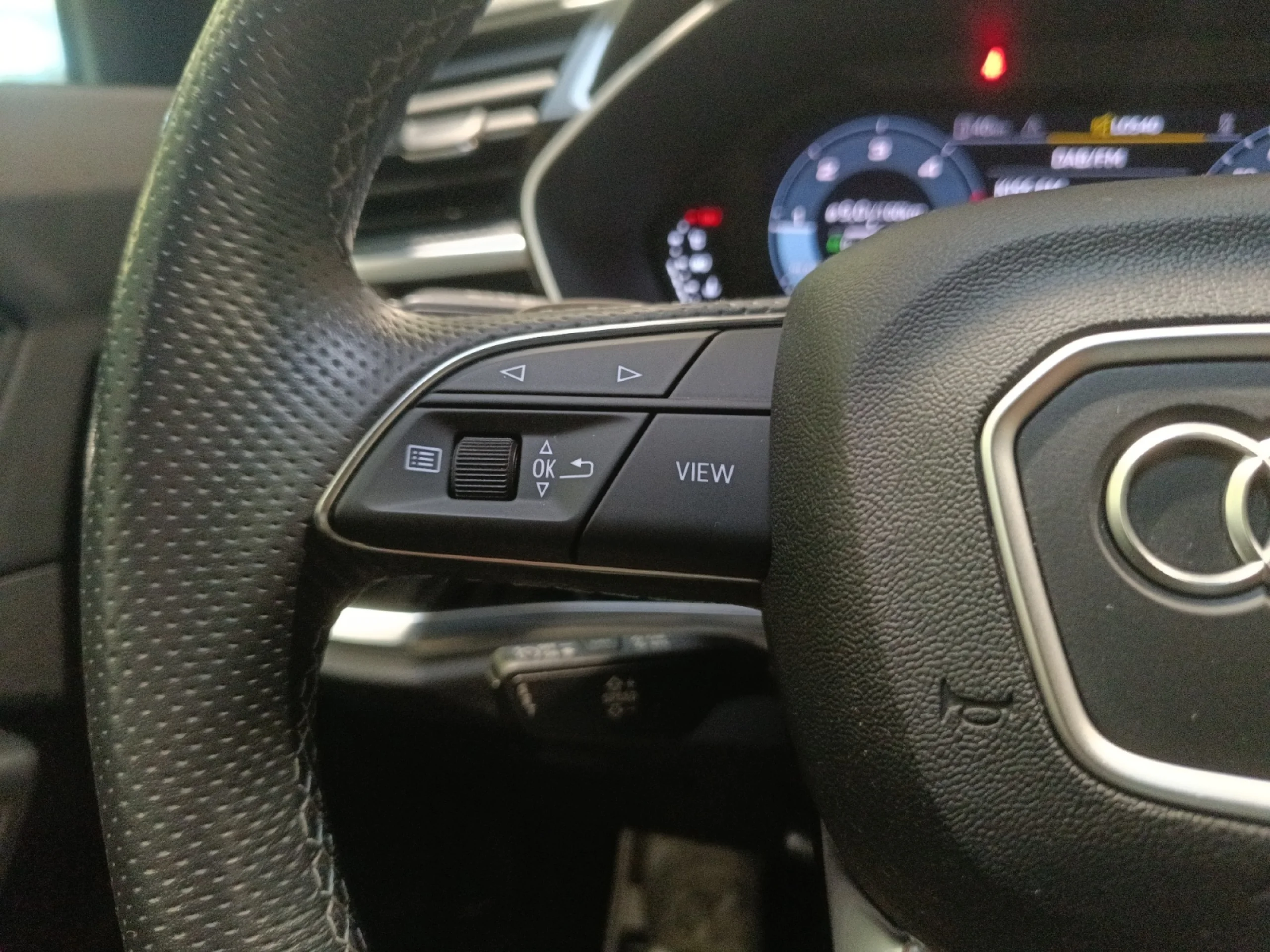 AUDI Q3 SPORTBACK S LINE 35 TDI 110KW (150CV) S TRONIC - Foto 10