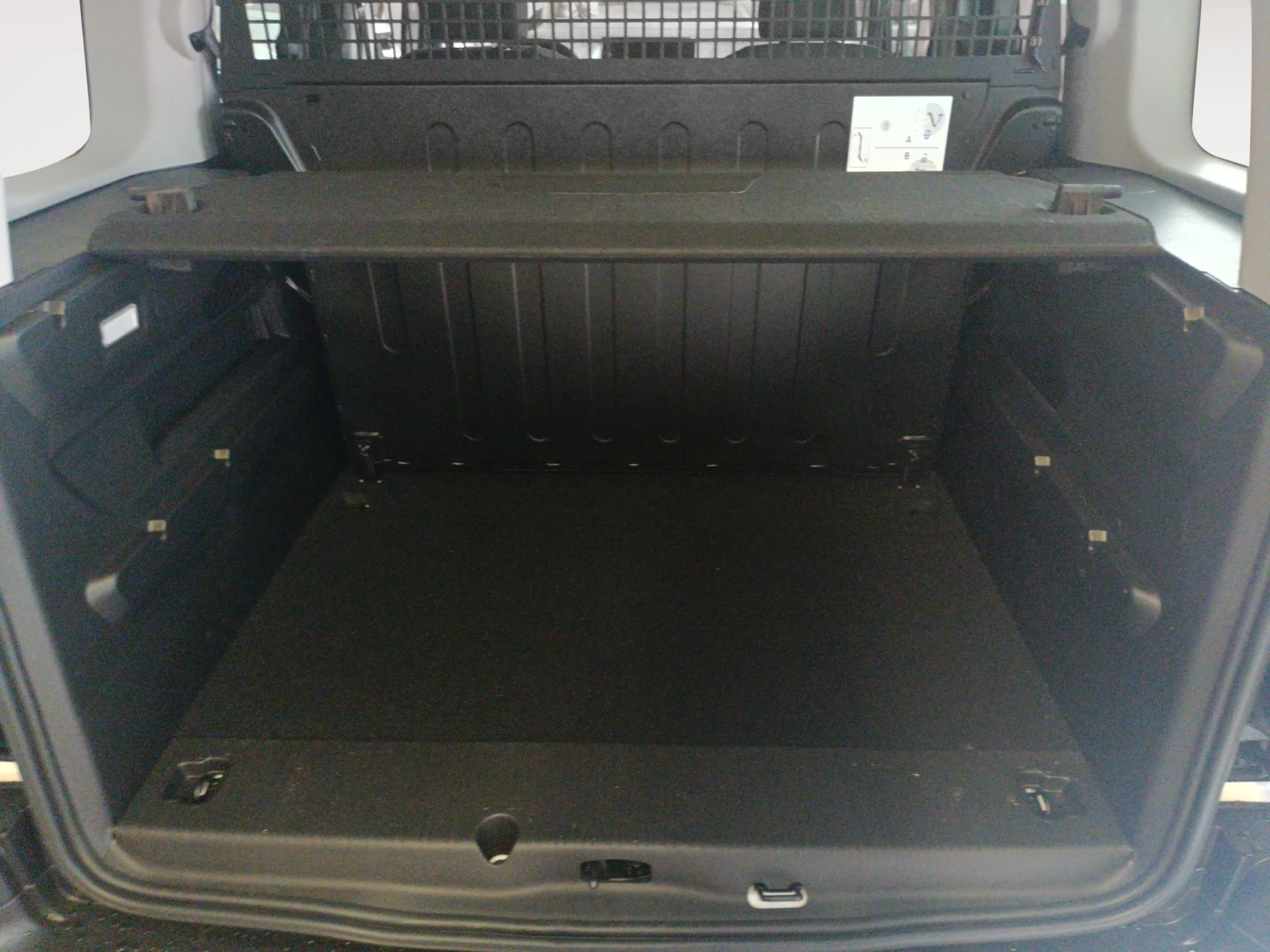 CITROEN BERLINGO VAN DOBLE CABINA XL DIÉSEL 100CV MANUAL - Foto 8