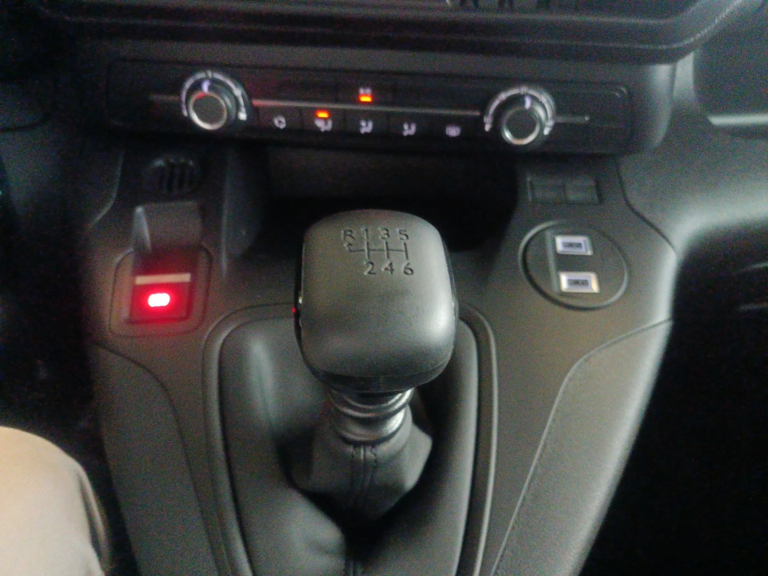 CITROEN BERLINGO VAN DOBLE CABINA XL DIÉSEL 100CV MANUAL - Foto 10