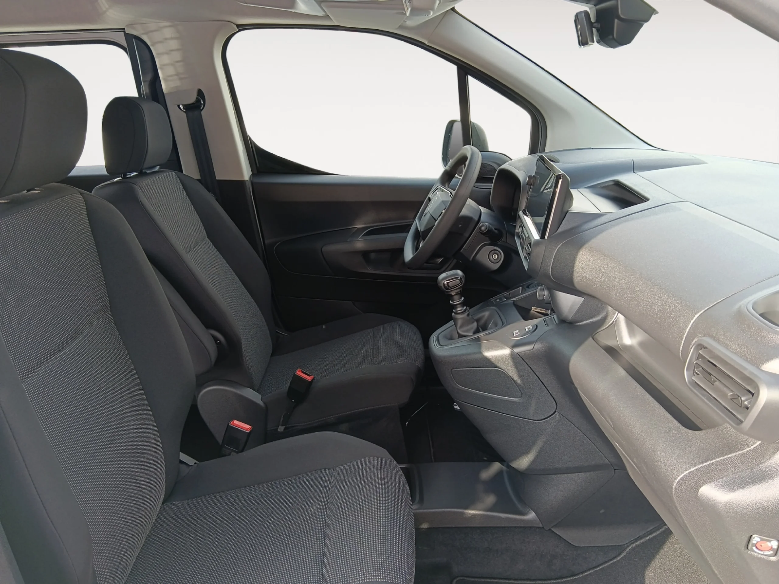 CITROEN BERLINGO VAN DOBLE CABINA XL DIÉSEL 100CV MANUAL - Foto 4
