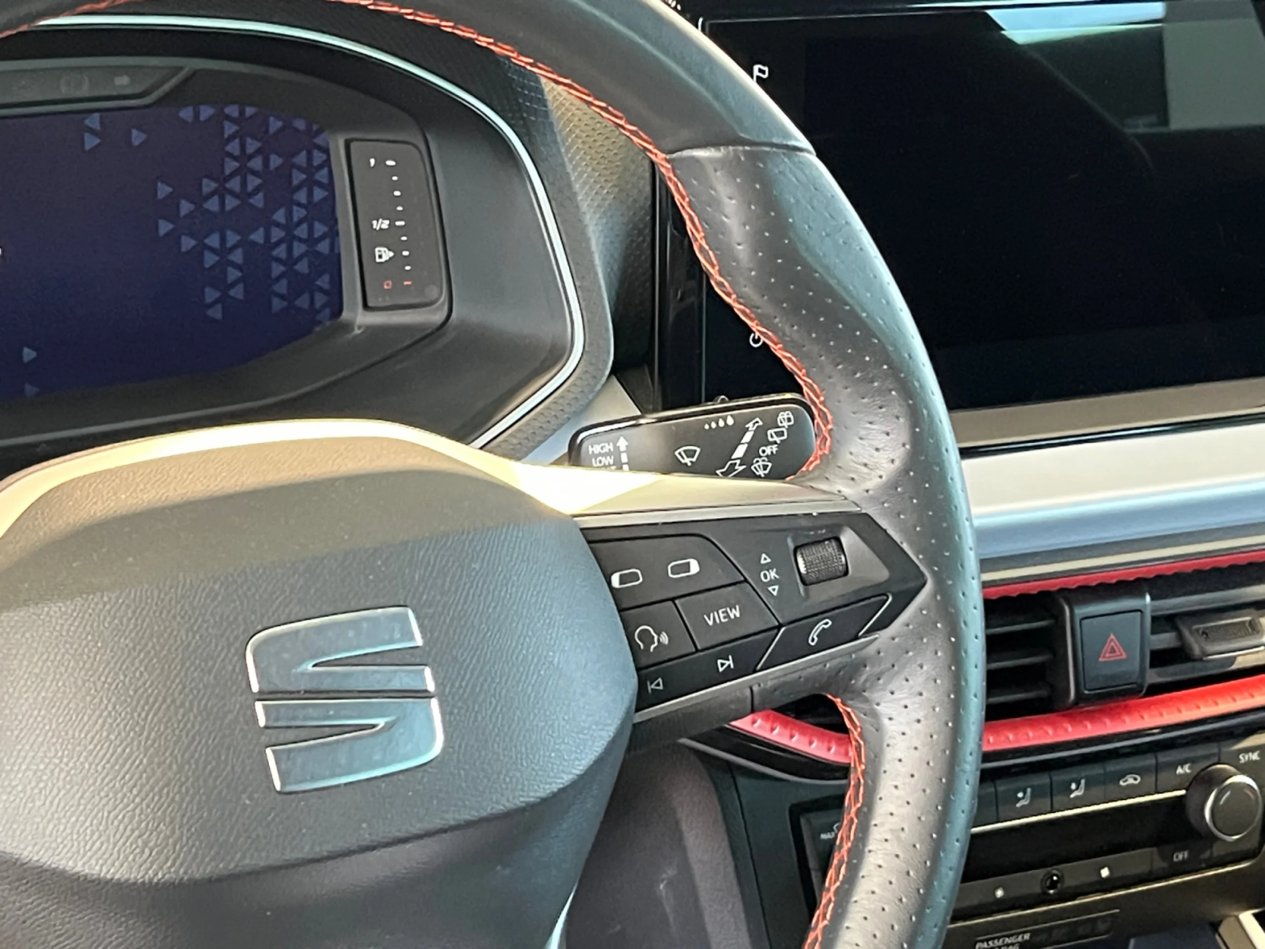 SEAT ARONA 1.0 TSI 85KW (115CV) FR SPECIAL EDITION - Foto 12