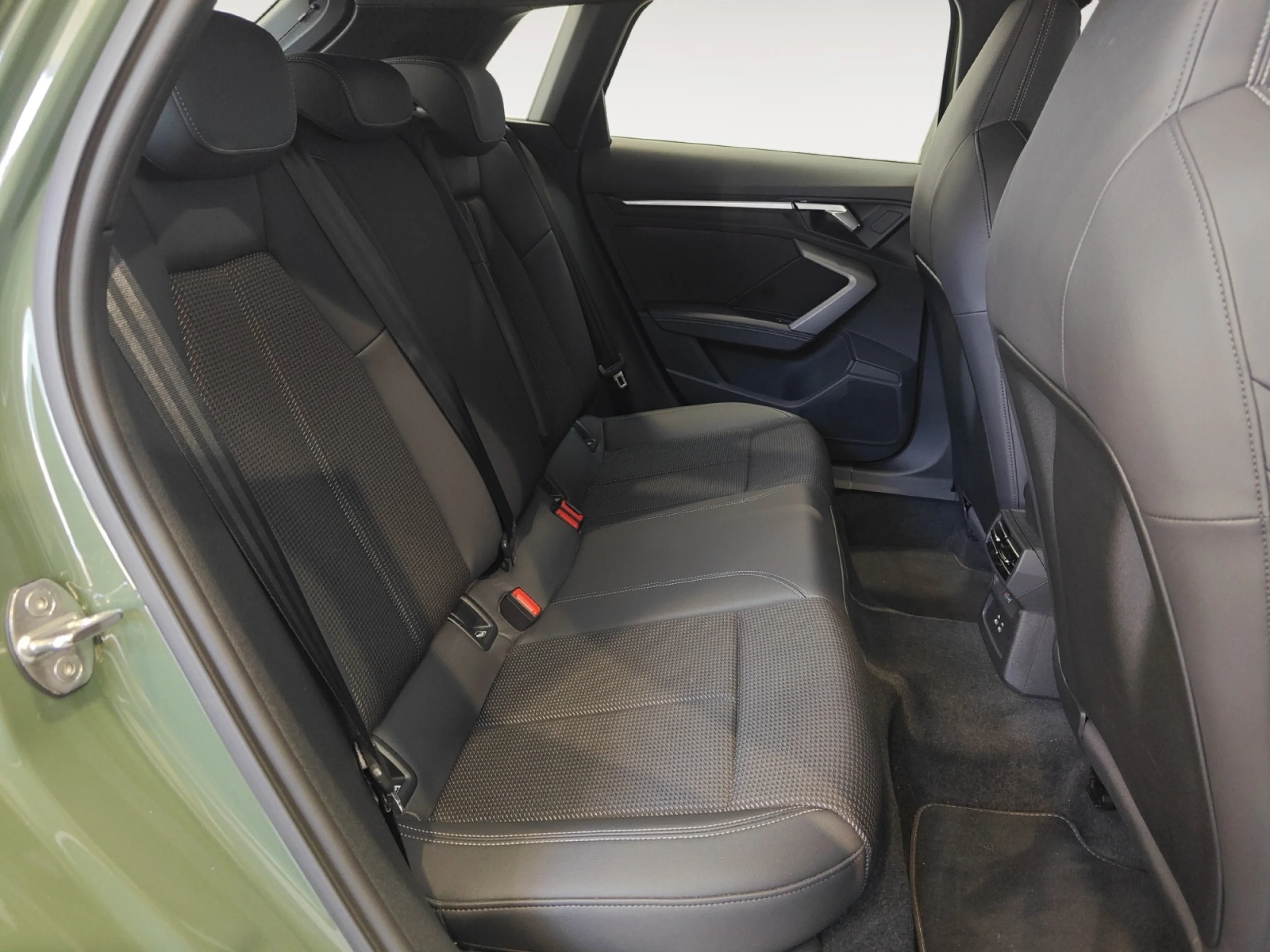 AUDI A3 SPORTBACK GENUINE 35 TDI 110KW S TRONIC - Foto 8