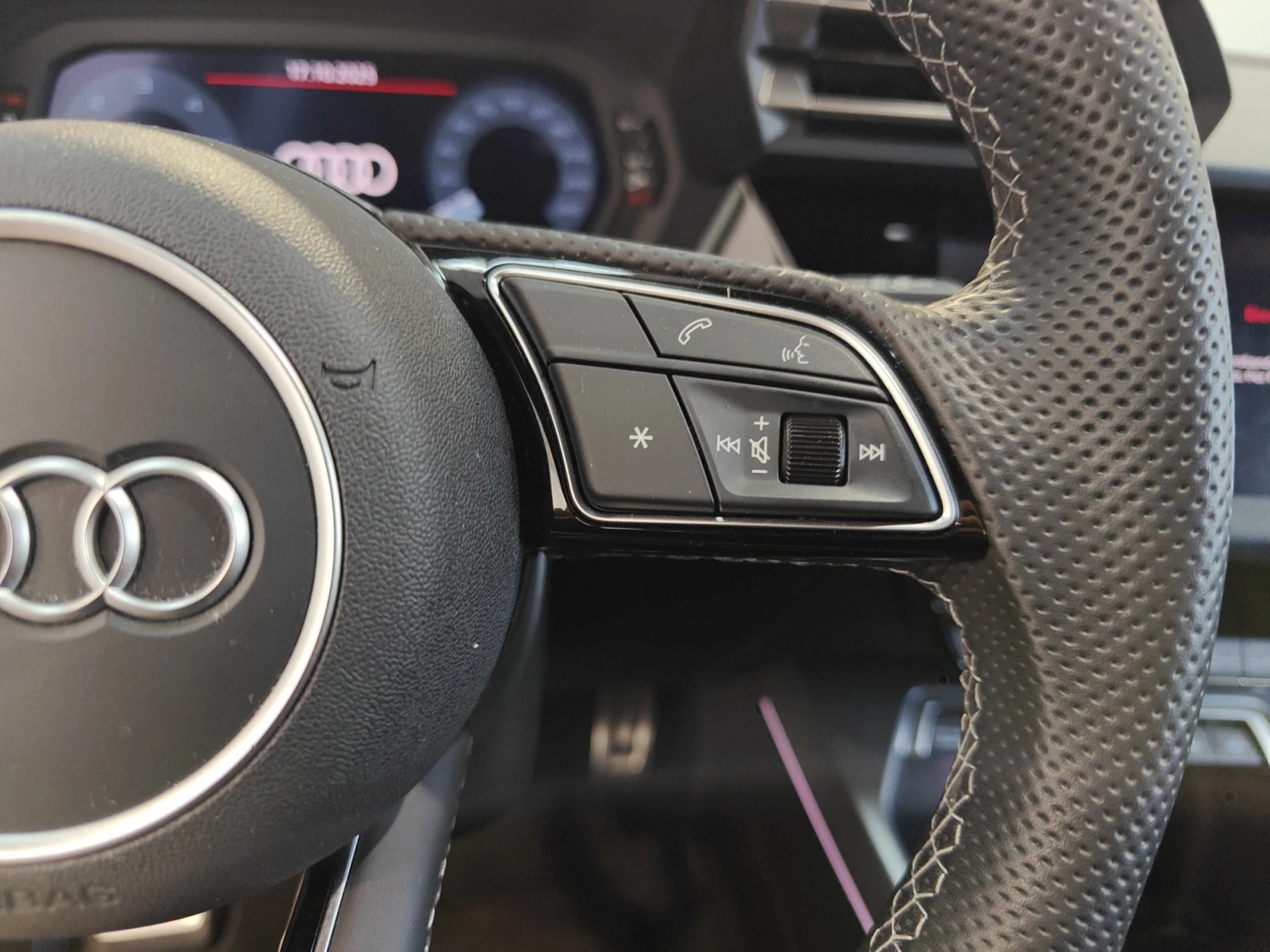 AUDI A3 SPORTBACK GENUINE 35 TDI 110KW S TRONIC - Foto 13