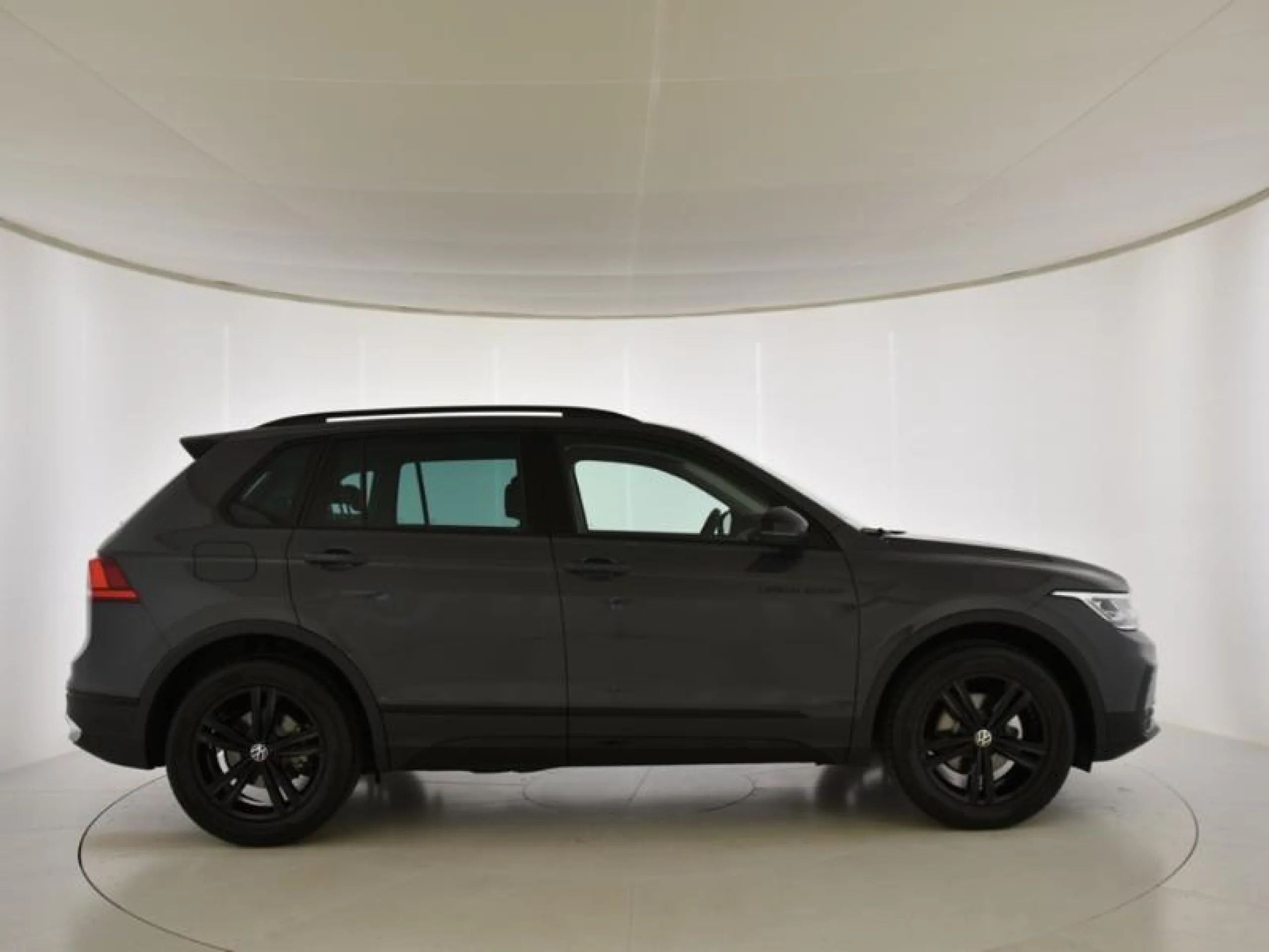 VOLKSWAGEN TIGUAN TIGUAN 2.0 TDI 90KW (122CV) - Foto 3
