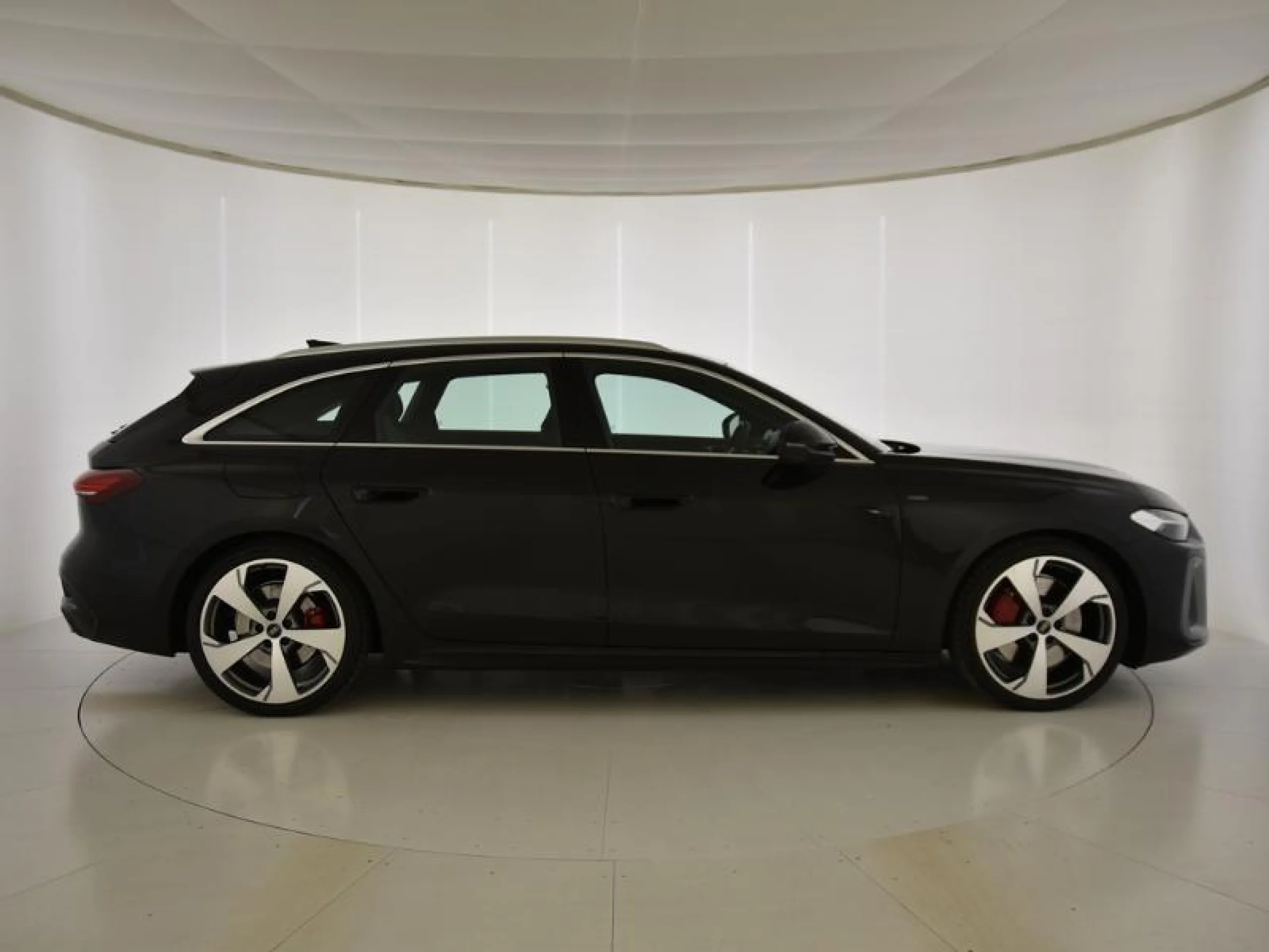 AUDI A5 AVANT E HYBRID QUATTRO 220KW S LINE - Foto 3