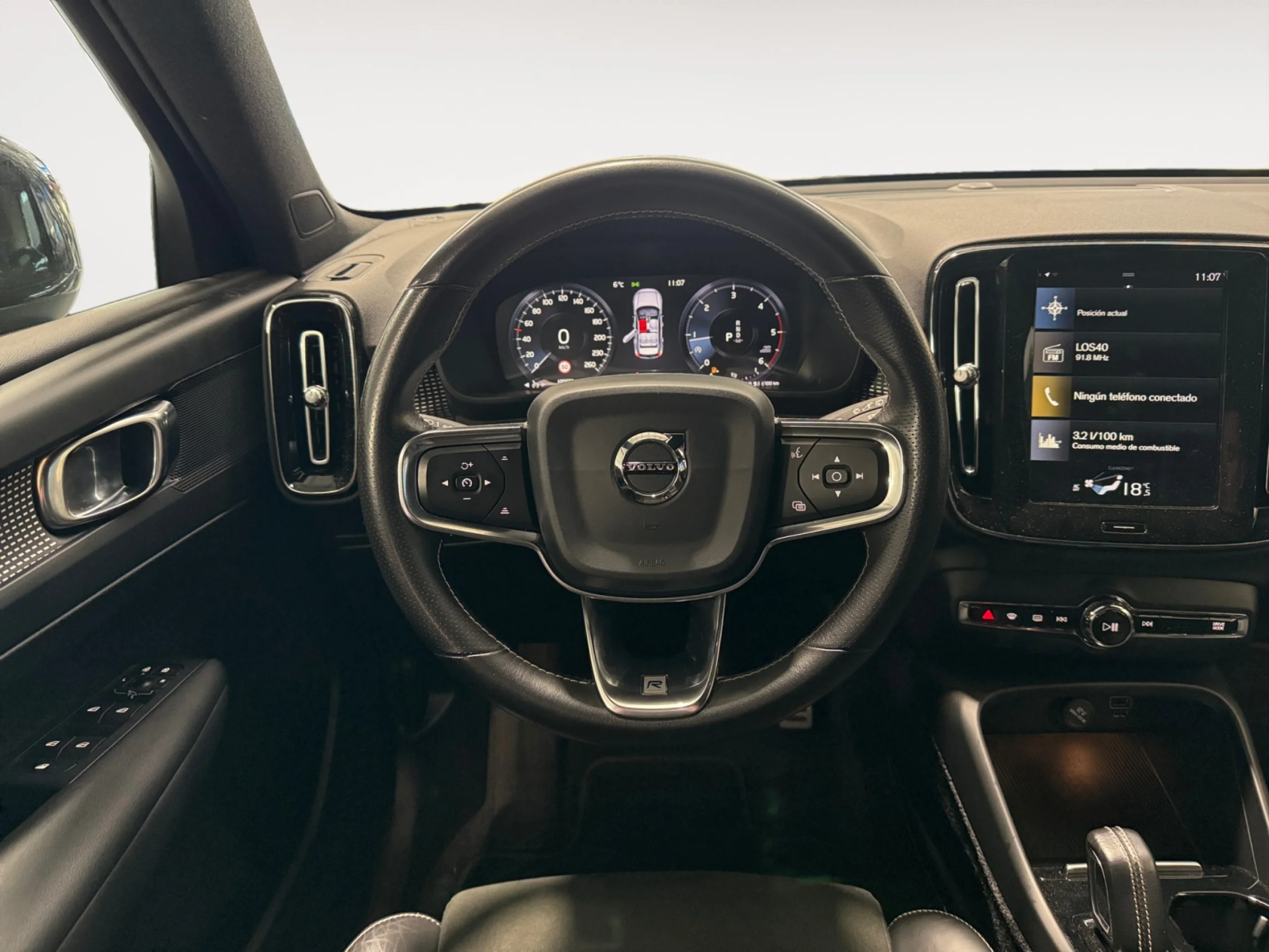 VOLVO XC40 2.0 D3 AUTO - Foto 11