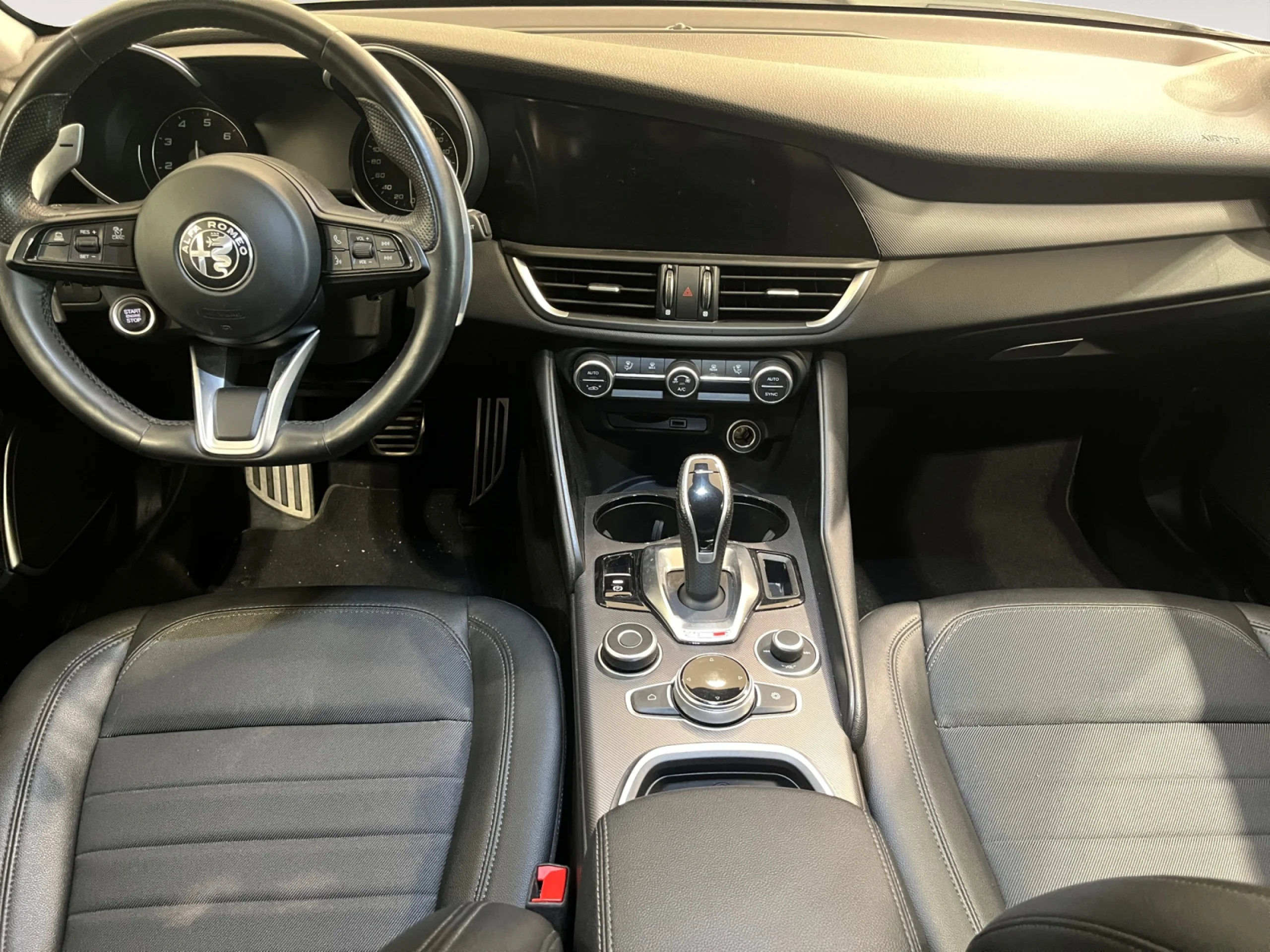 ALFA ROMEO GIULIA 2.0 GASOLINA 147KW (200CV) SUPER RWD - Foto 4