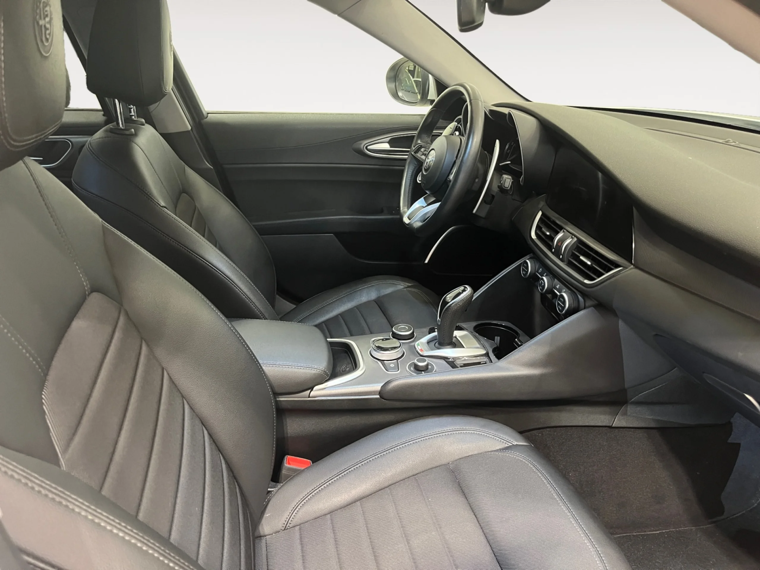 ALFA ROMEO GIULIA 2.0 GASOLINA 147KW (200CV) SUPER RWD - Foto 5