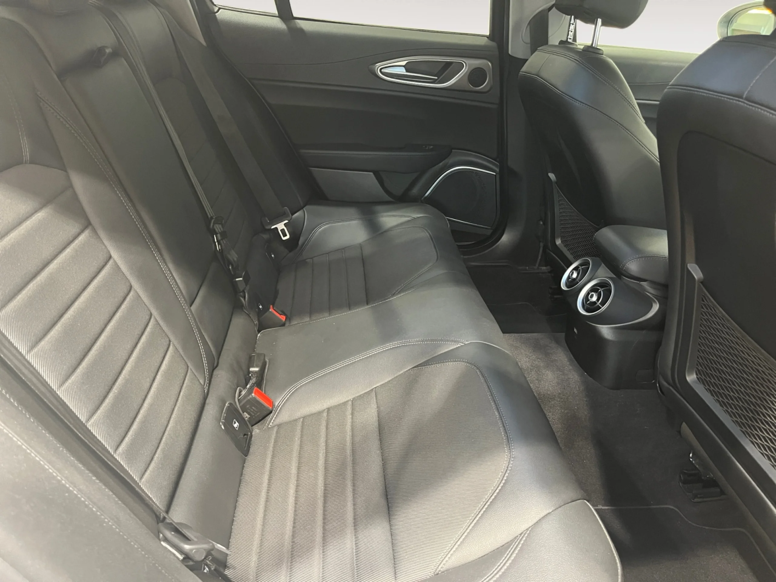 ALFA ROMEO GIULIA 2.0 GASOLINA 147KW (200CV) SUPER RWD - Foto 6