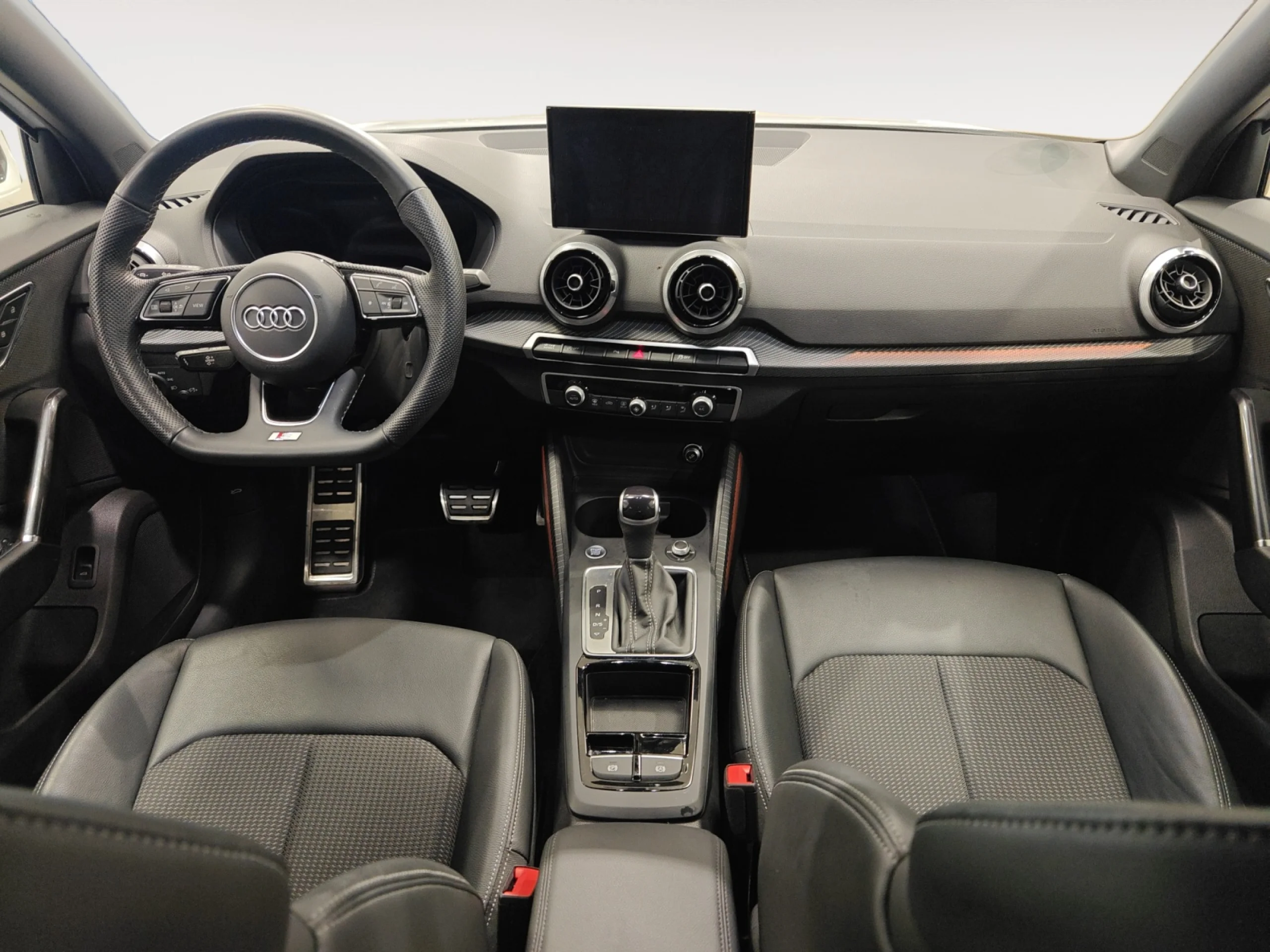 AUDI Q2 ADRENALIN 35 TDI 110KW (150CV) S TRONIC - Foto 4