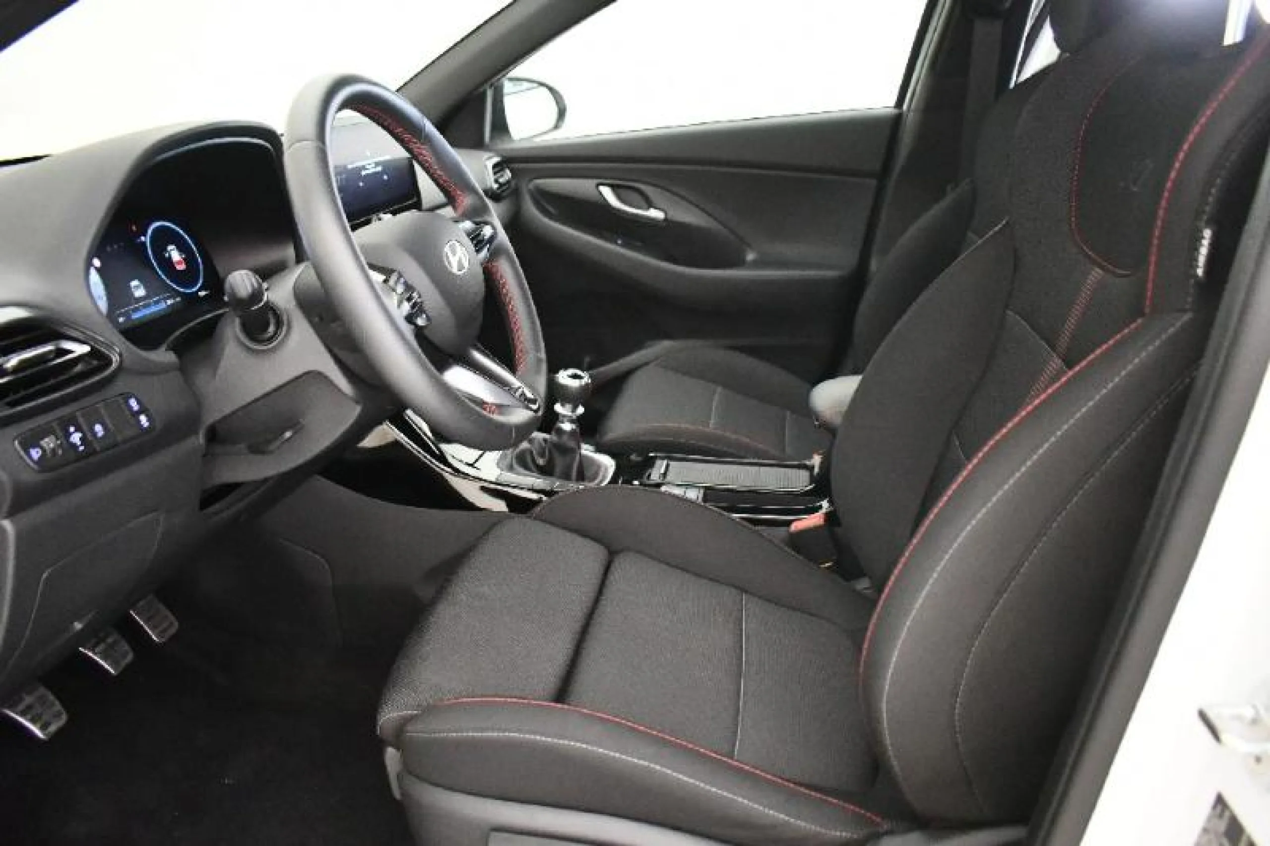 HYUNDAI I30 1.0 TGDI N LINE SE - Foto 6