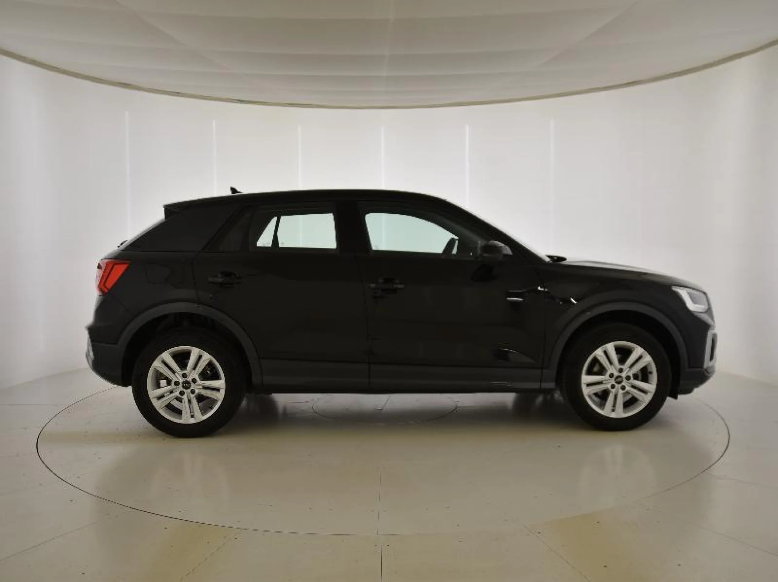 AUDI Q2 ADVANCED 30 TFSI 81KW (110CV) - Foto 3
