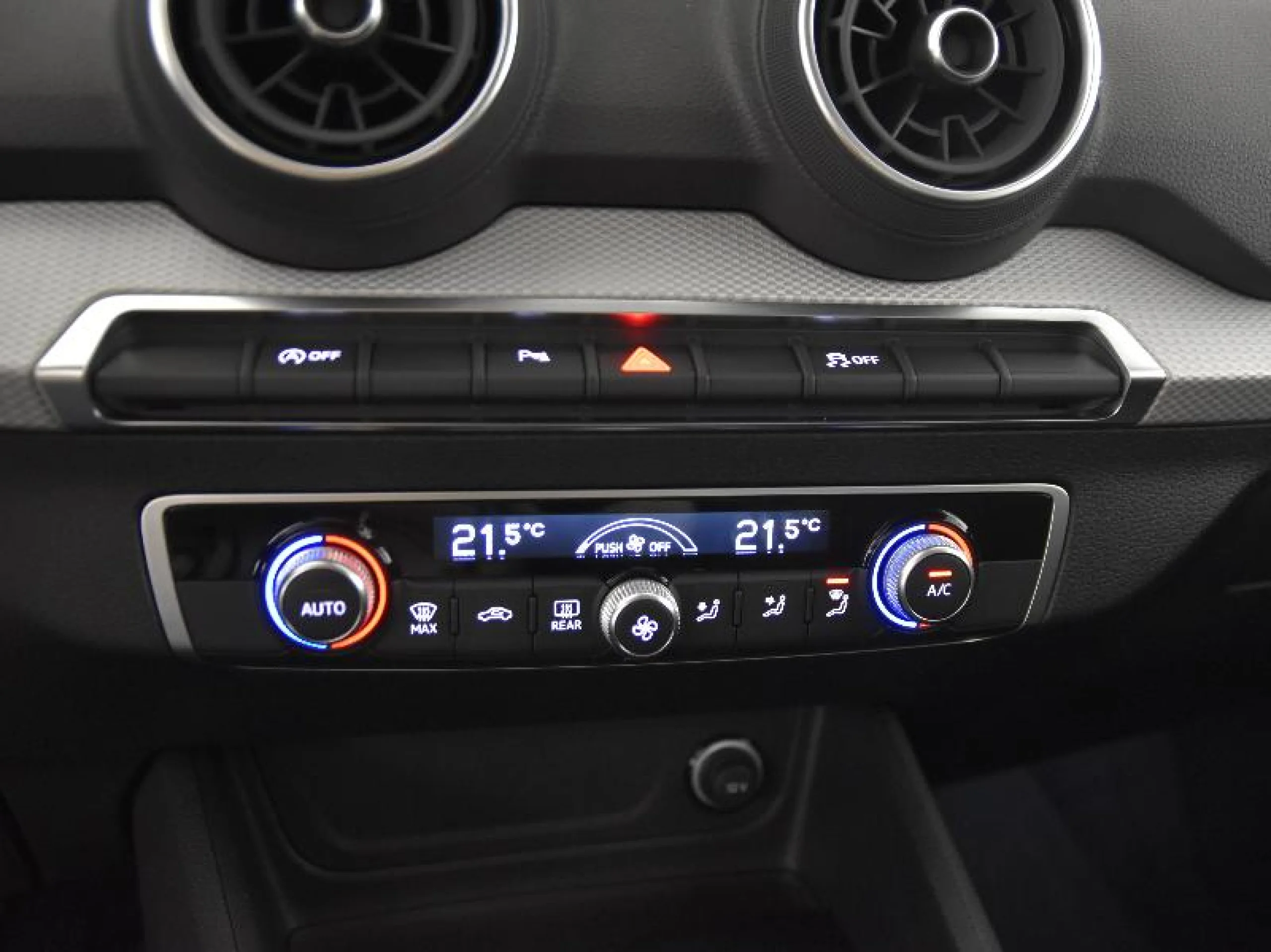 AUDI Q2 ADVANCED 30 TFSI 81KW (110CV) - Foto 13