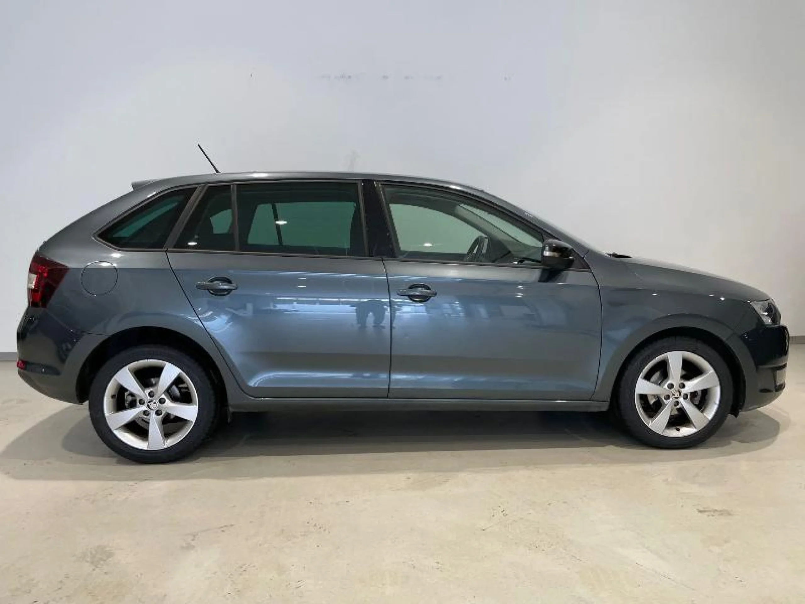 SKODA Rapid 1.4 TDI CR 90CV AMBITION - Foto 3