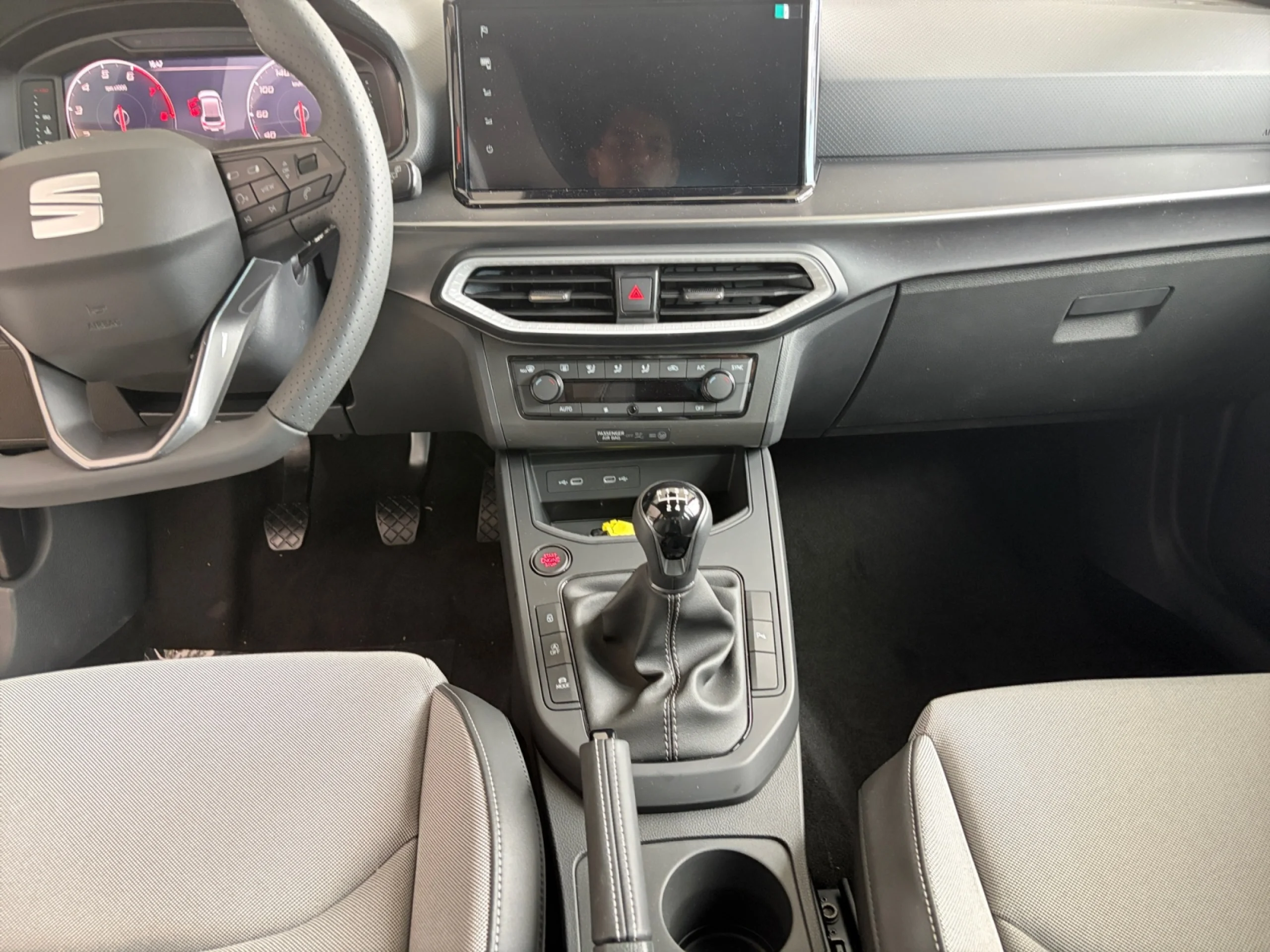 SEAT IBIZA 1.0 TSI 85KW (115CV) START&STOP FR+ - Foto 10