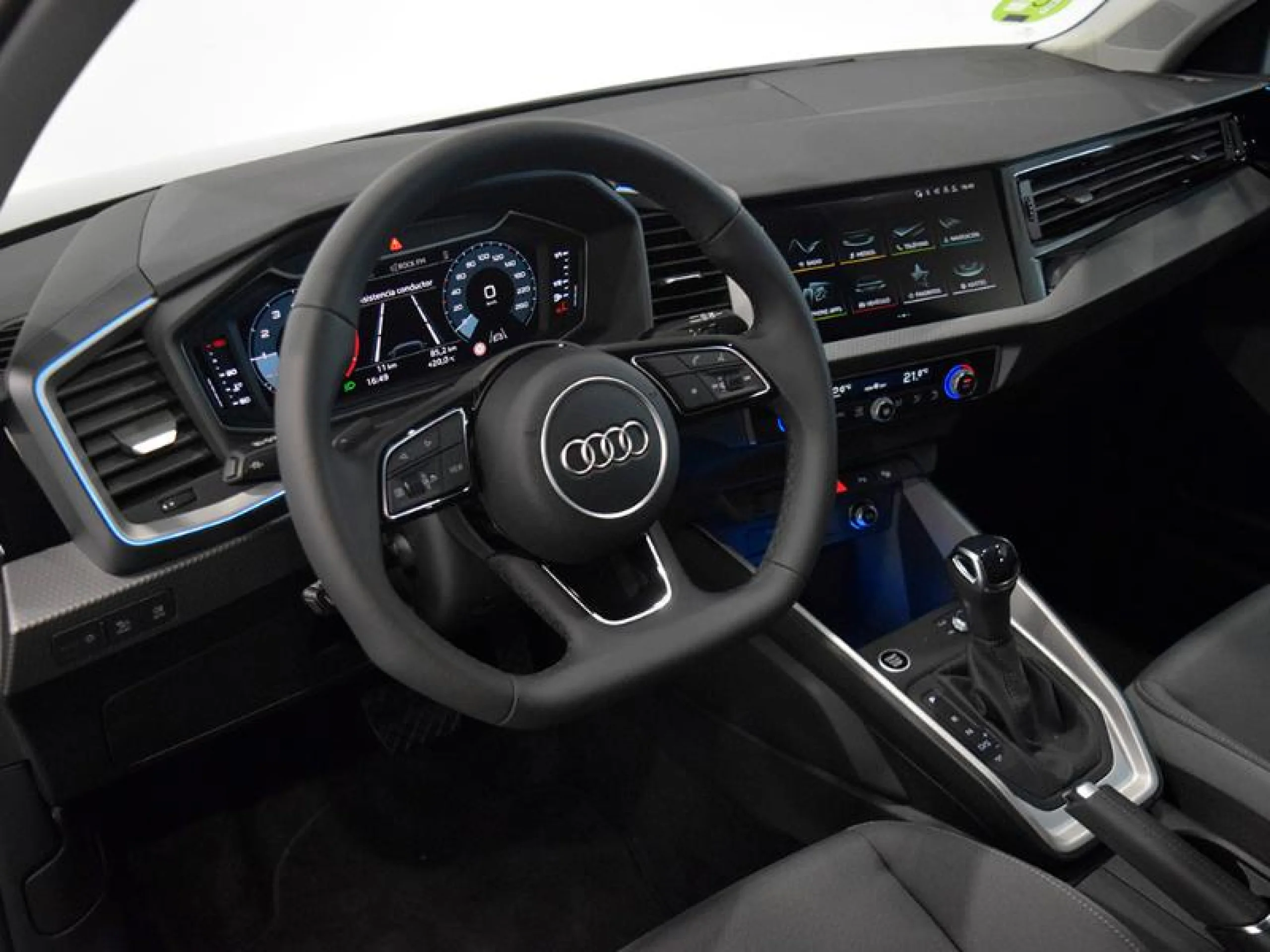 AUDI A1 ALLSTREET ADREN BLACK 30 TFSI 85KW S TRO - Foto 10