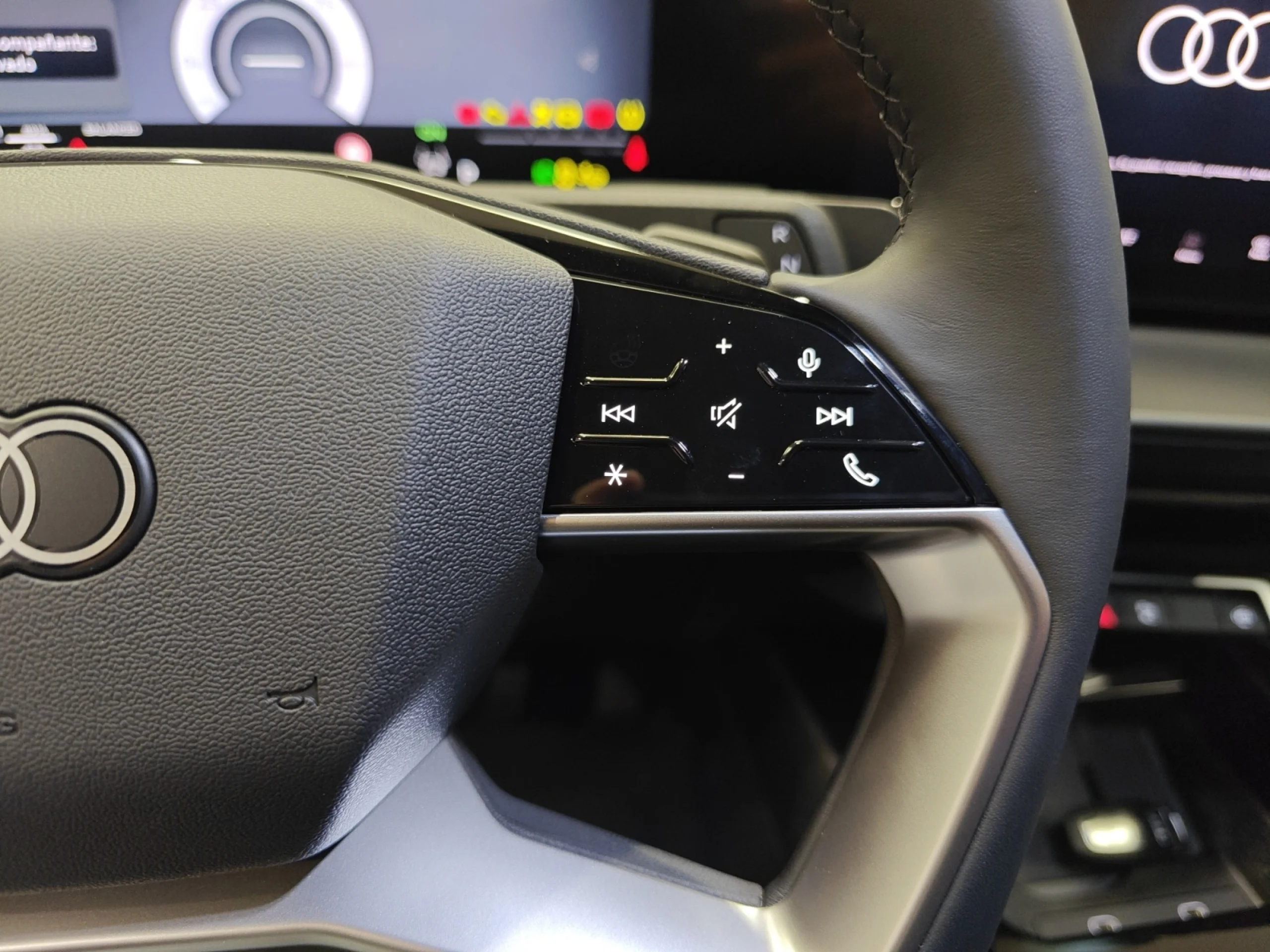 AUDI Q3 BUSINESS E HYBRID 200 KW - Foto 10