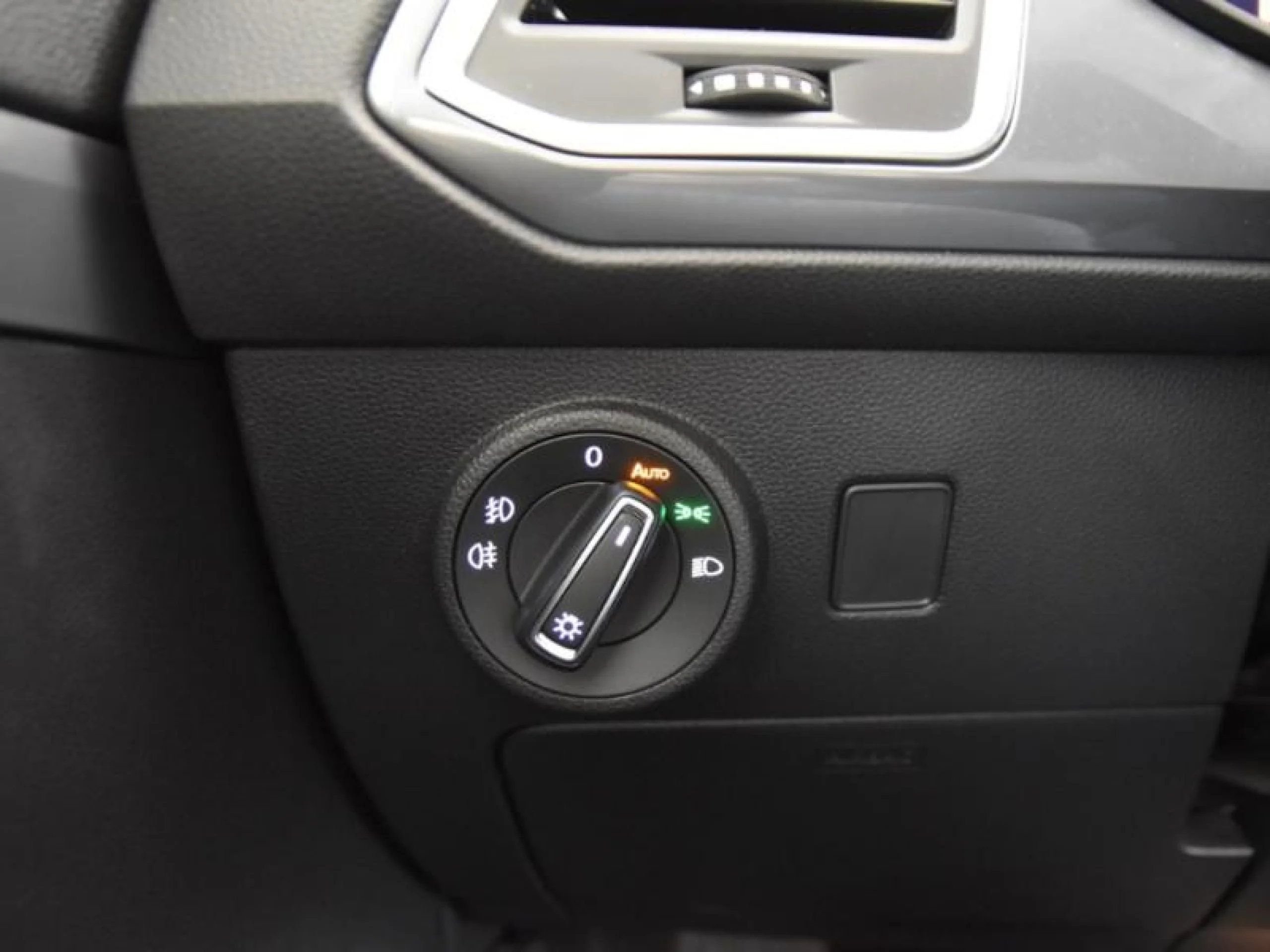 SEAT ATECA 2.0 TDI 110KW (150CV) DSG S&S STYLE GO - Foto 17