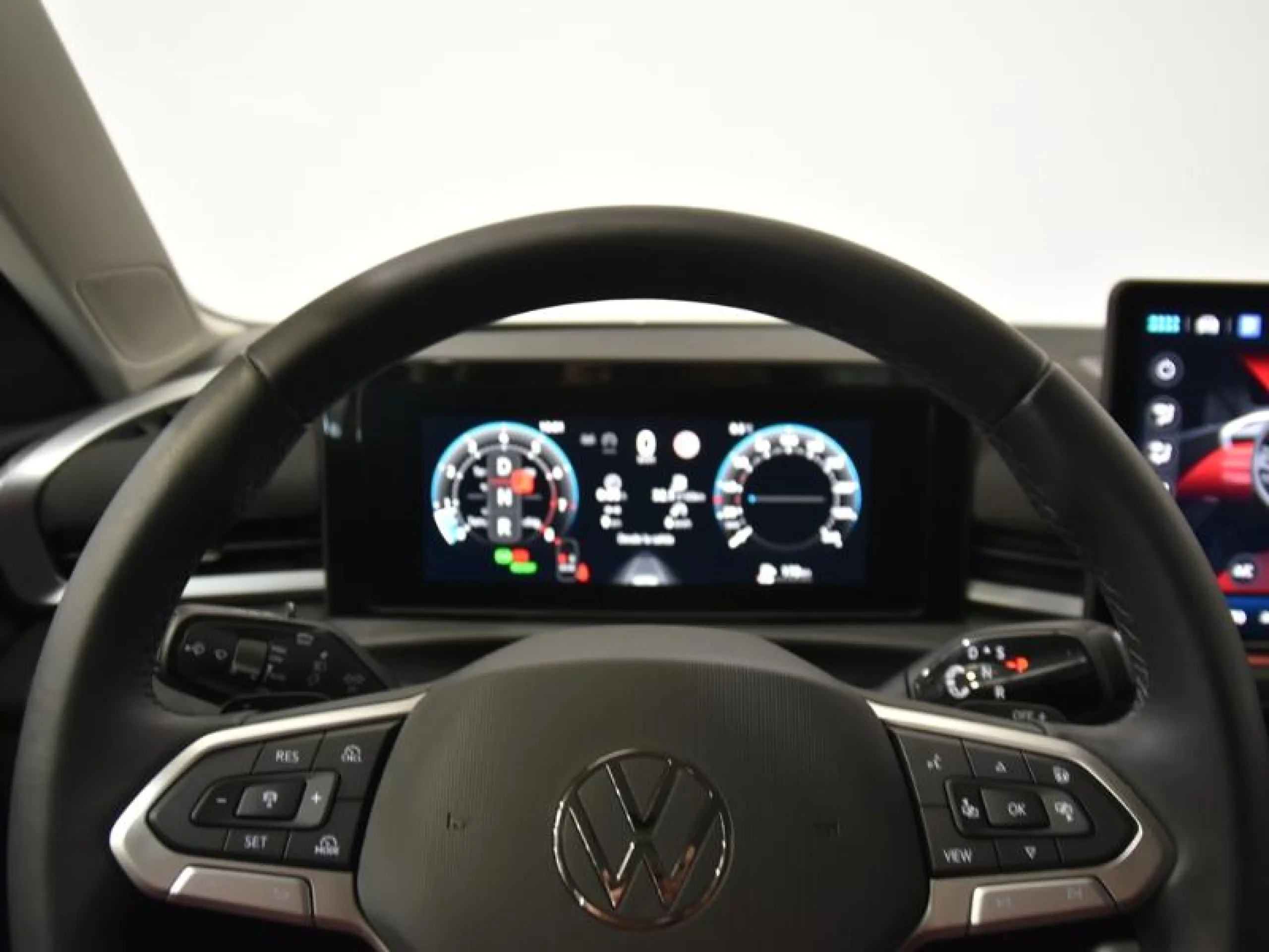 VOLKSWAGEN T ROC T ROC LAUNCH EDITION 1.5 ETSI 85 KW (116 CV)  AUTOMÁTICO DSG 7 VEL. - Foto 14