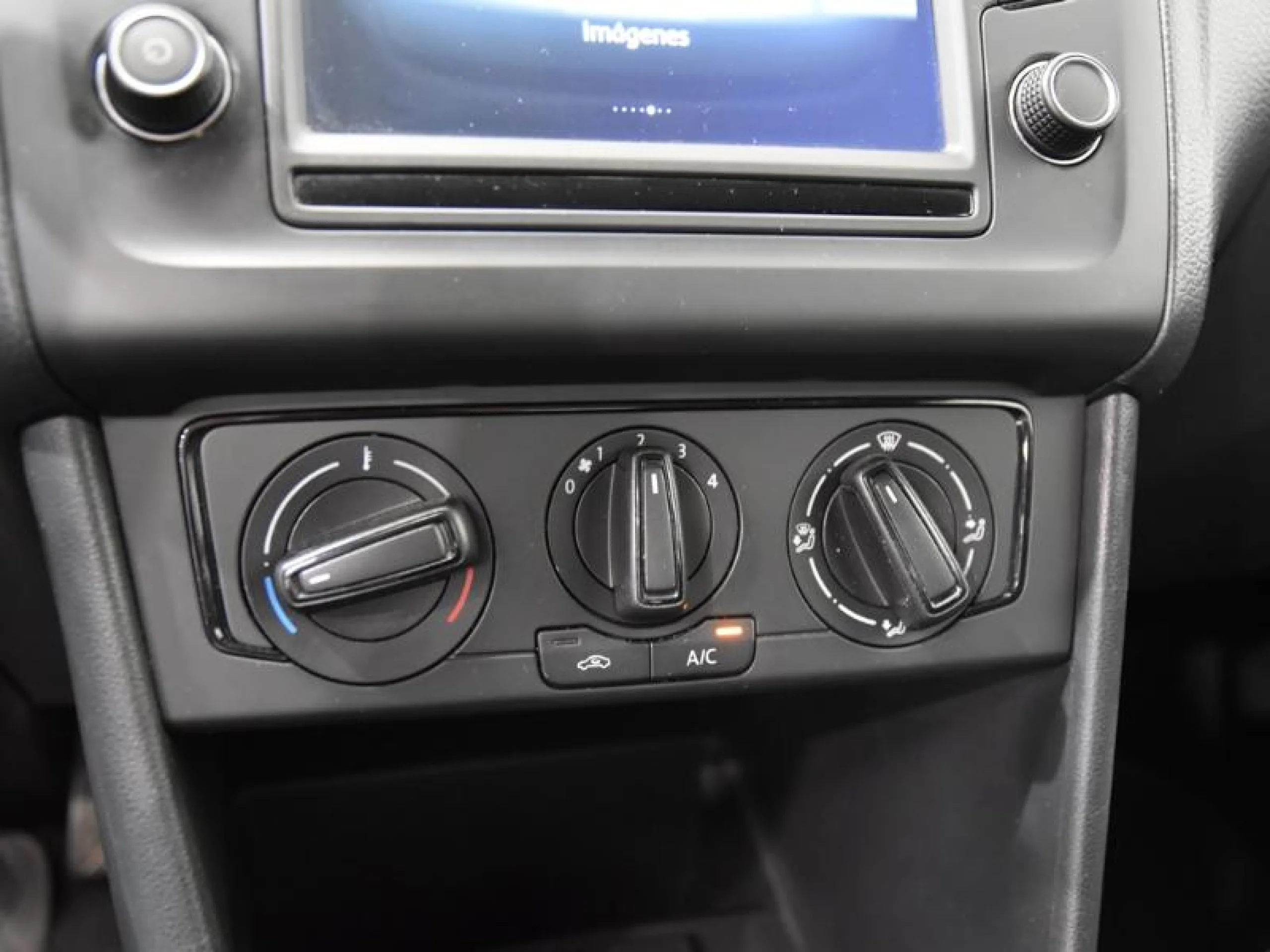 VOLKSWAGEN POLO ADVANCE 1.0 75CV BMT - Foto 11