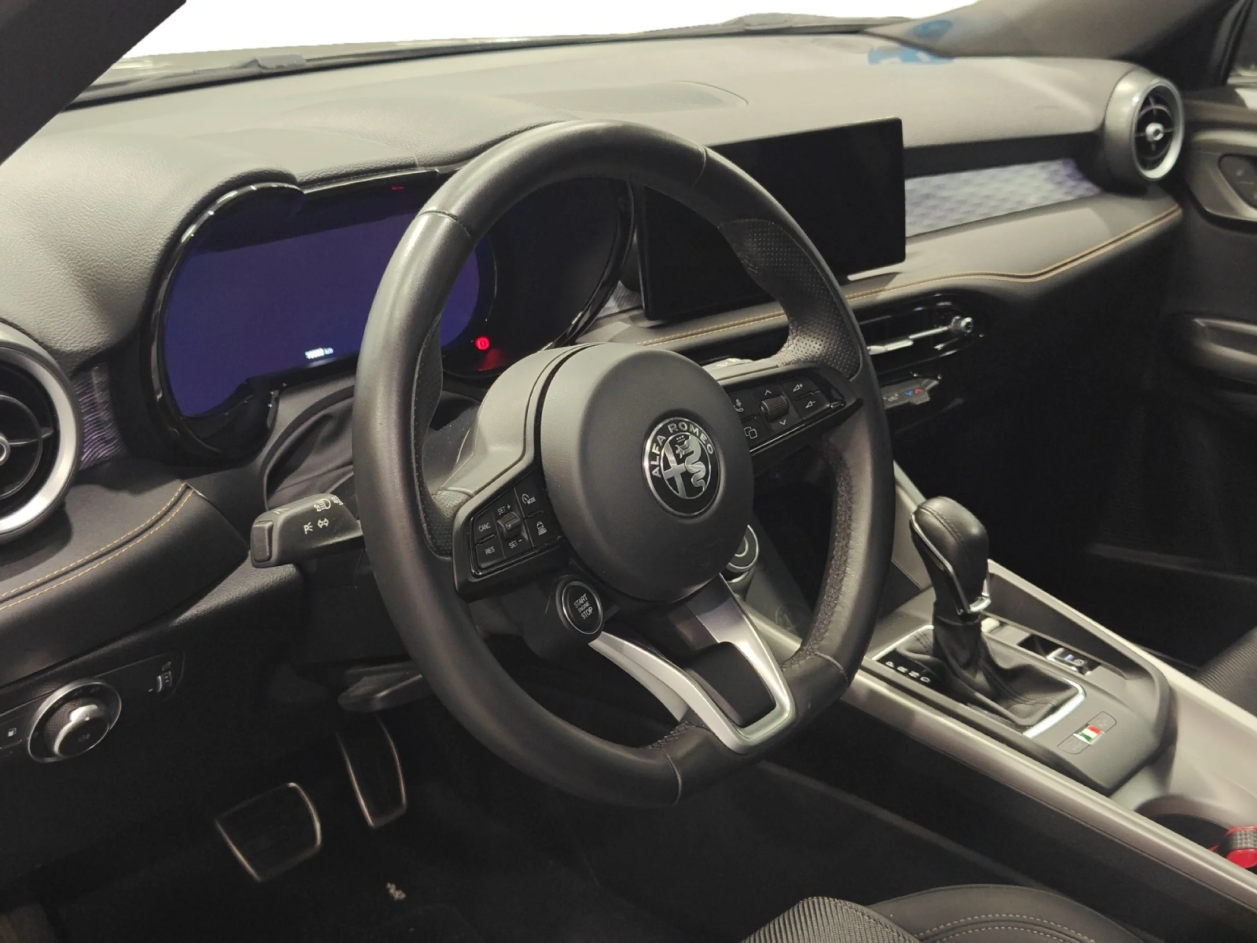 ALFA ROMEO TONALE 1.3 MULTI AIR PHEV SPECIALE Q4 - Foto 9