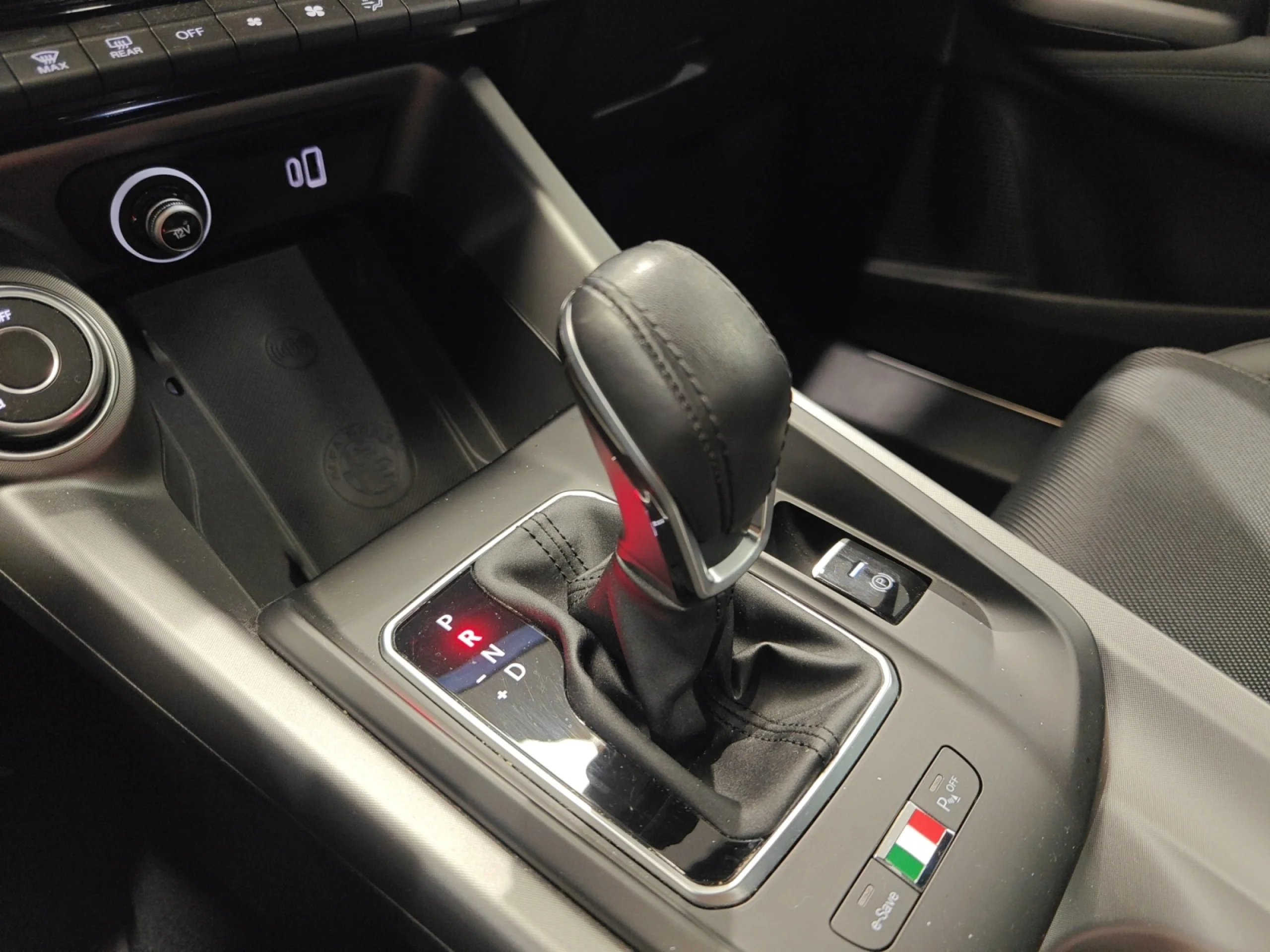 ALFA ROMEO TONALE 1.3 MULTI AIR PHEV SPECIALE Q4 - Foto 17