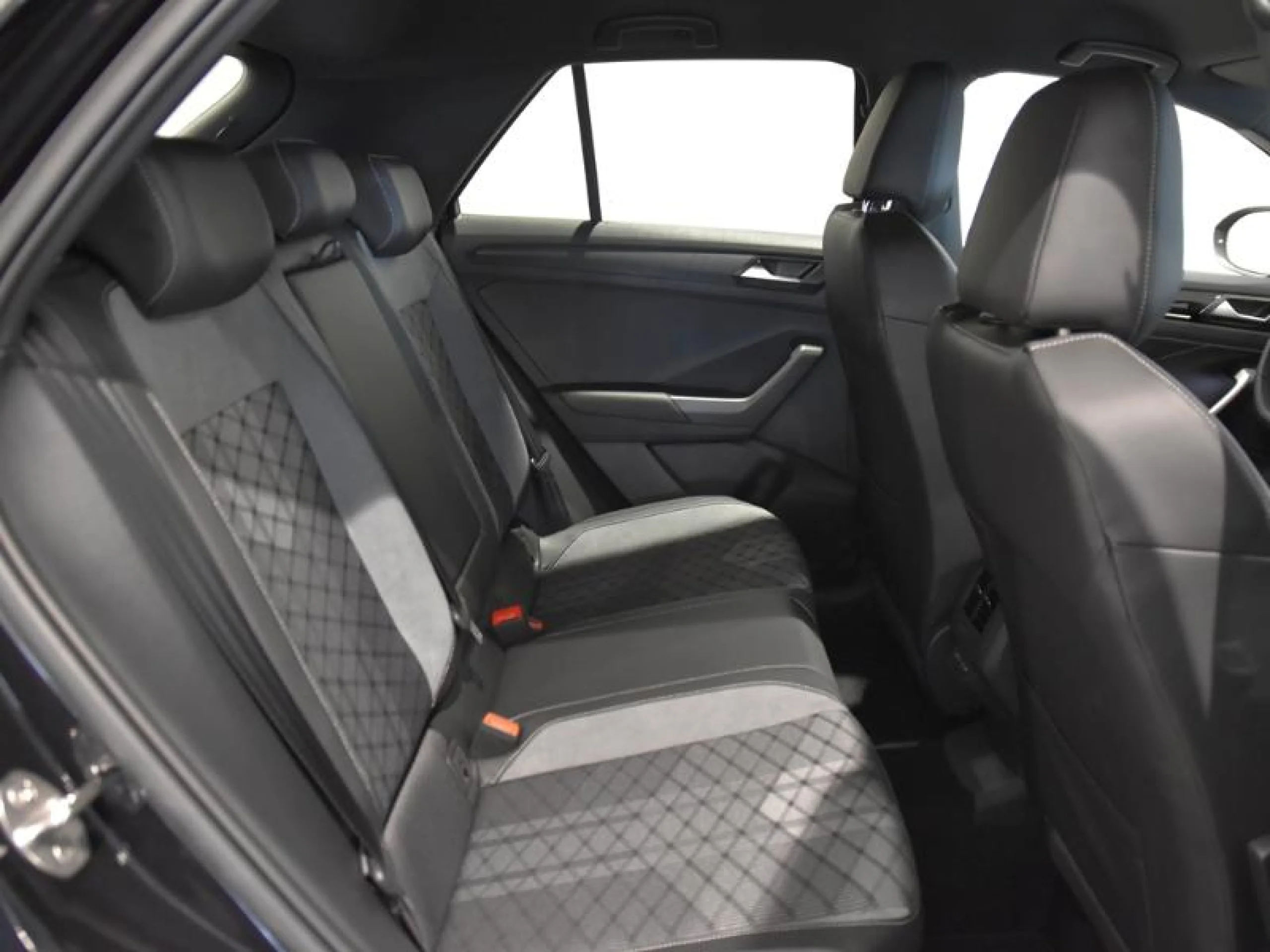 VOLKSWAGEN T ROC T ROC R LINE 1.0 TSI 85 KW (115 CV)  6 VEL. - Foto 6