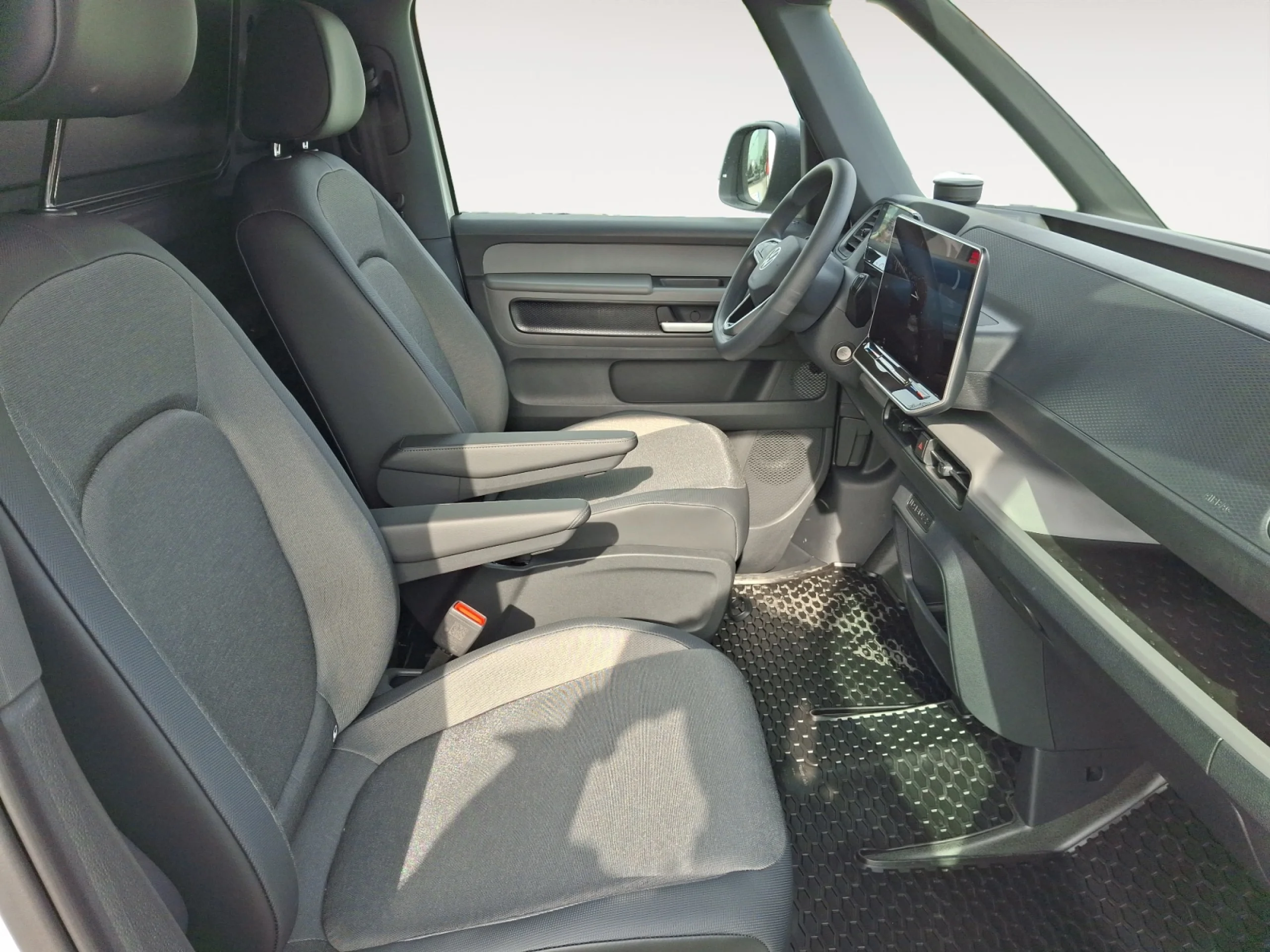 VW COMERCIALES ID. BUZZ ID. BUZZ  CARGO  BATALLA CORTA  125 KW (170 CV) 59 KWH AUT 1 VEL. - Foto 5