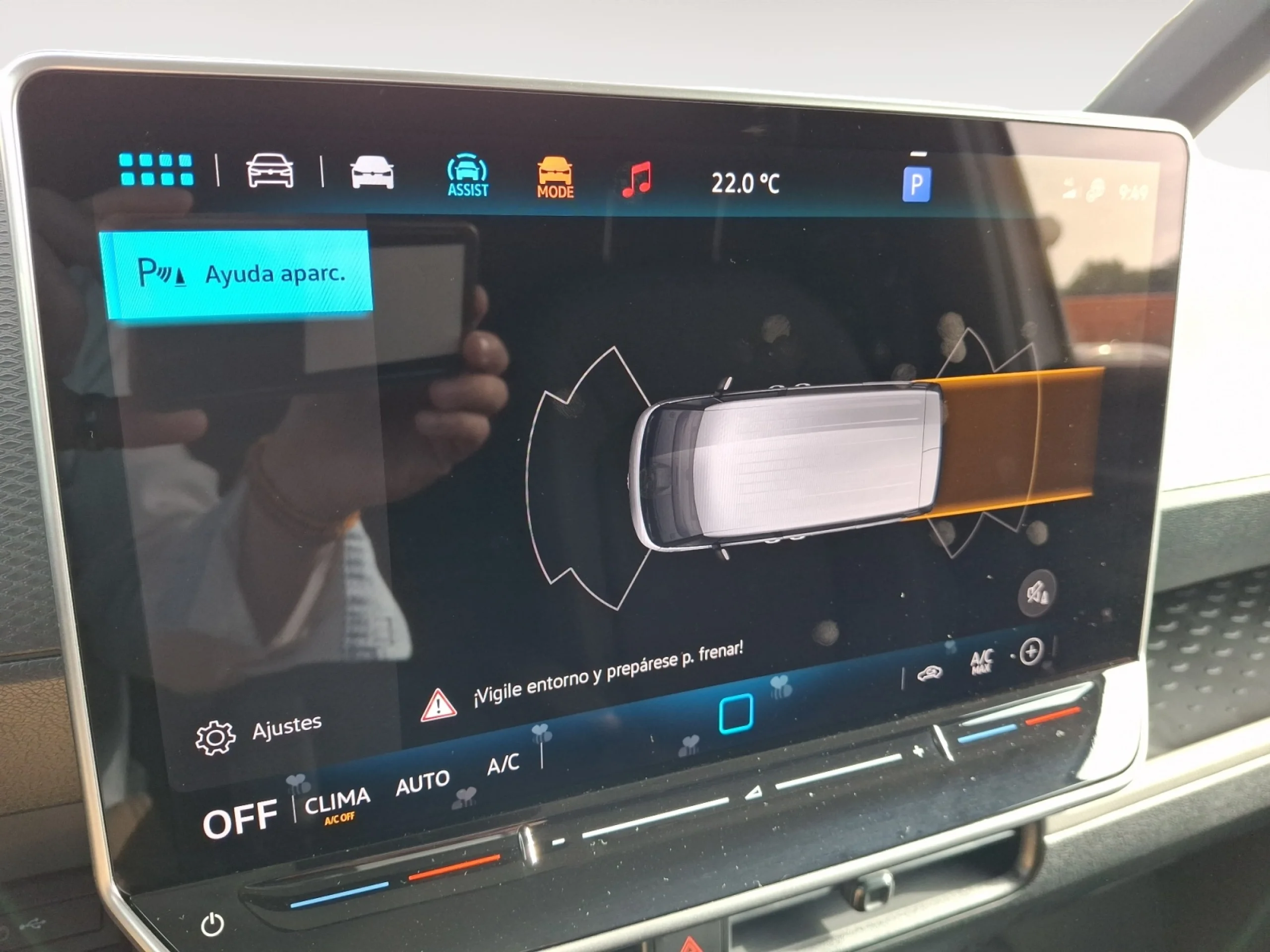 VW COMERCIALES ID. BUZZ ID. BUZZ  CARGO  BATALLA CORTA  125 KW (170 CV) 59 KWH AUT 1 VEL. - Foto 13