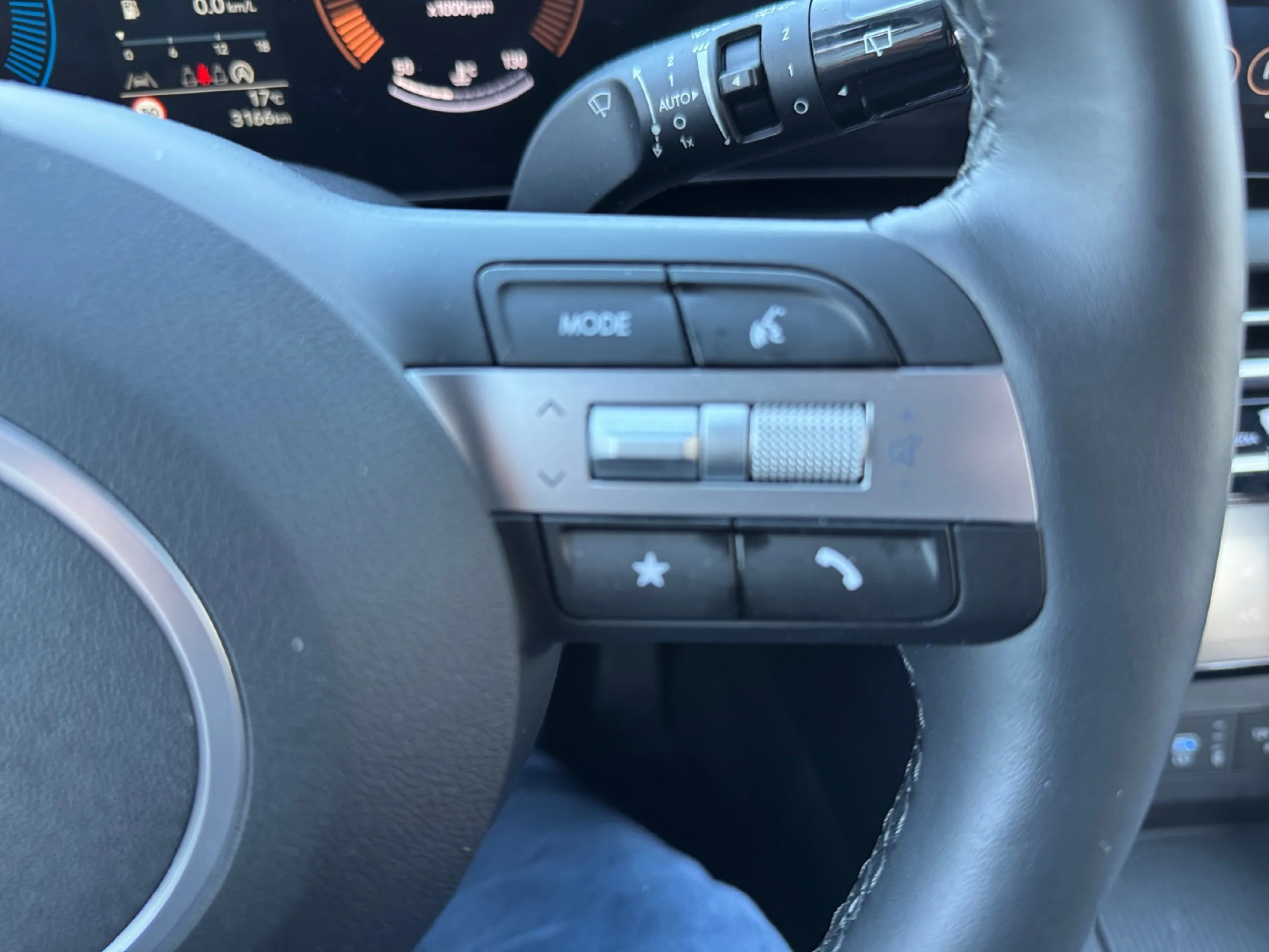 HYUNDAI TUCSON 1.6T 110KW (150CV) BLACK LINE - Foto 15