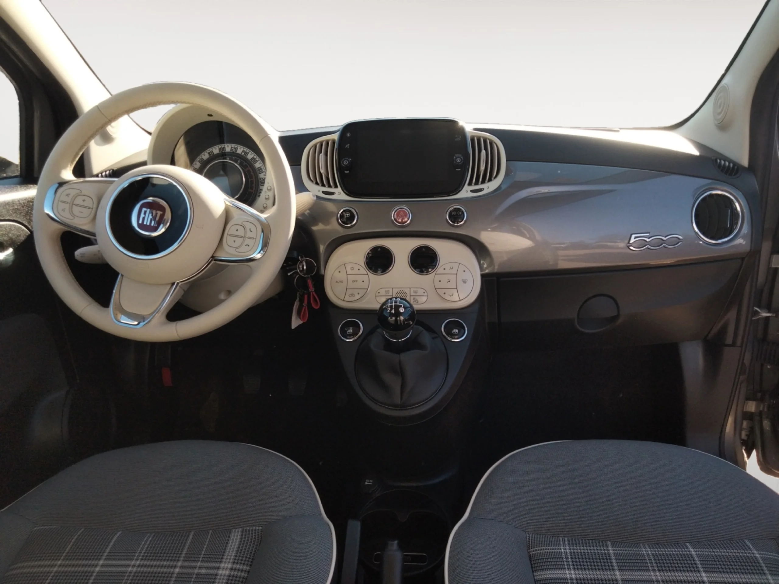 FIAT 500 LOUNGE 1.2 8V 51KW (69 CV) - Foto 4