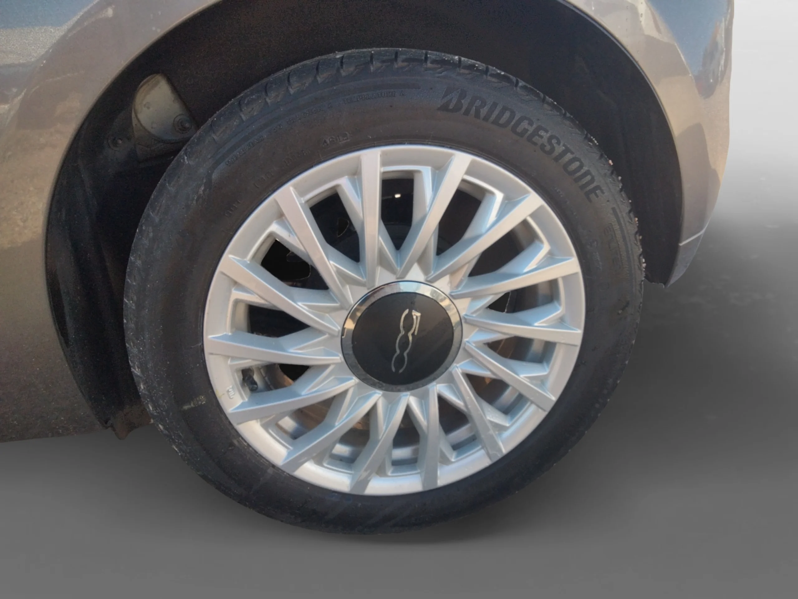 FIAT 500 LOUNGE 1.2 8V 51KW (69 CV) - Foto 9