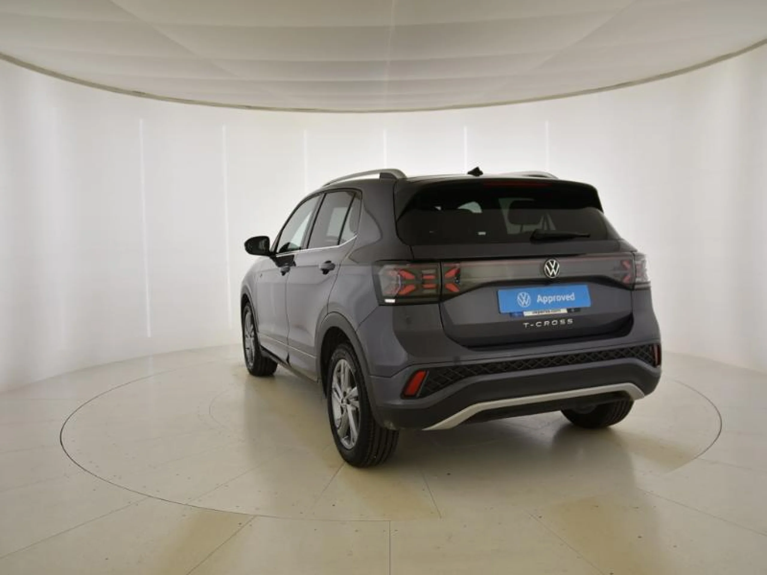 VOLKSWAGEN T CROSS T CROSS R LINE 1.0 TSI 85KW (115CV) DSG 7 - Foto 2