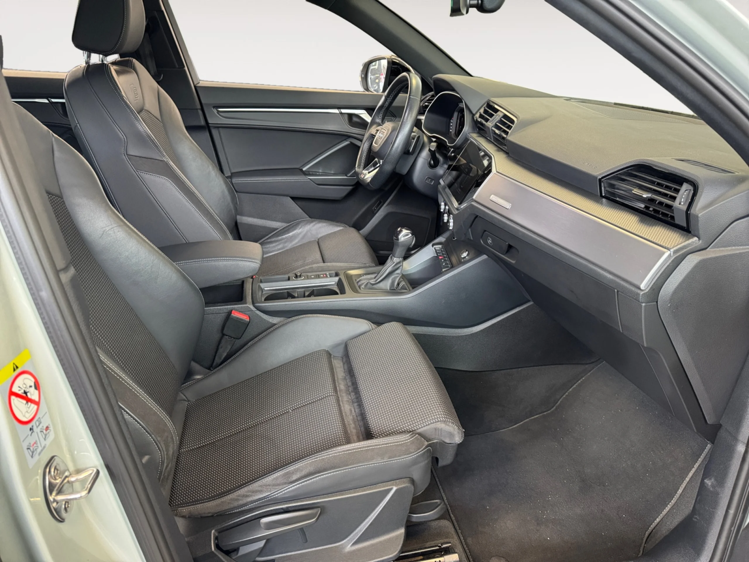 AUDI Q3 SPORTBACK BLACK LINE 35 TDI 110KW (150CV) S TRONIC - Foto 5