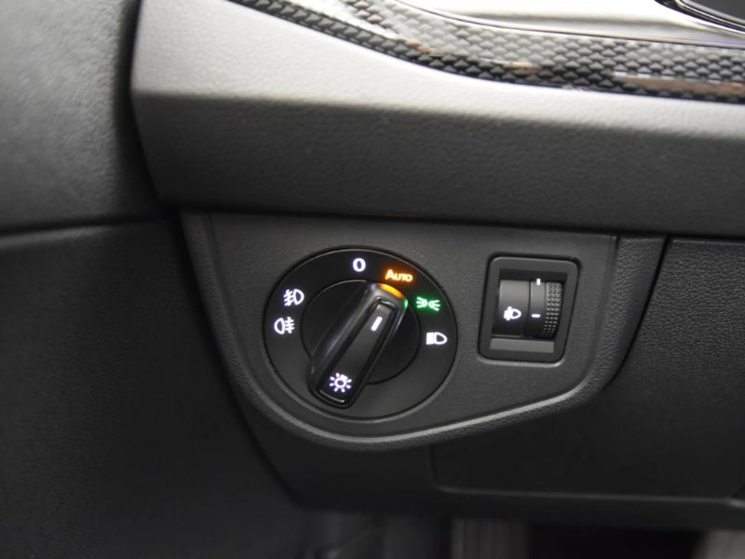 VOLKSWAGEN TAIGO TAIGO MÁS 1.0 TSI 85 KW (115 CV )  AUTOMÁTICO DSG 7 VEL. - Foto 17