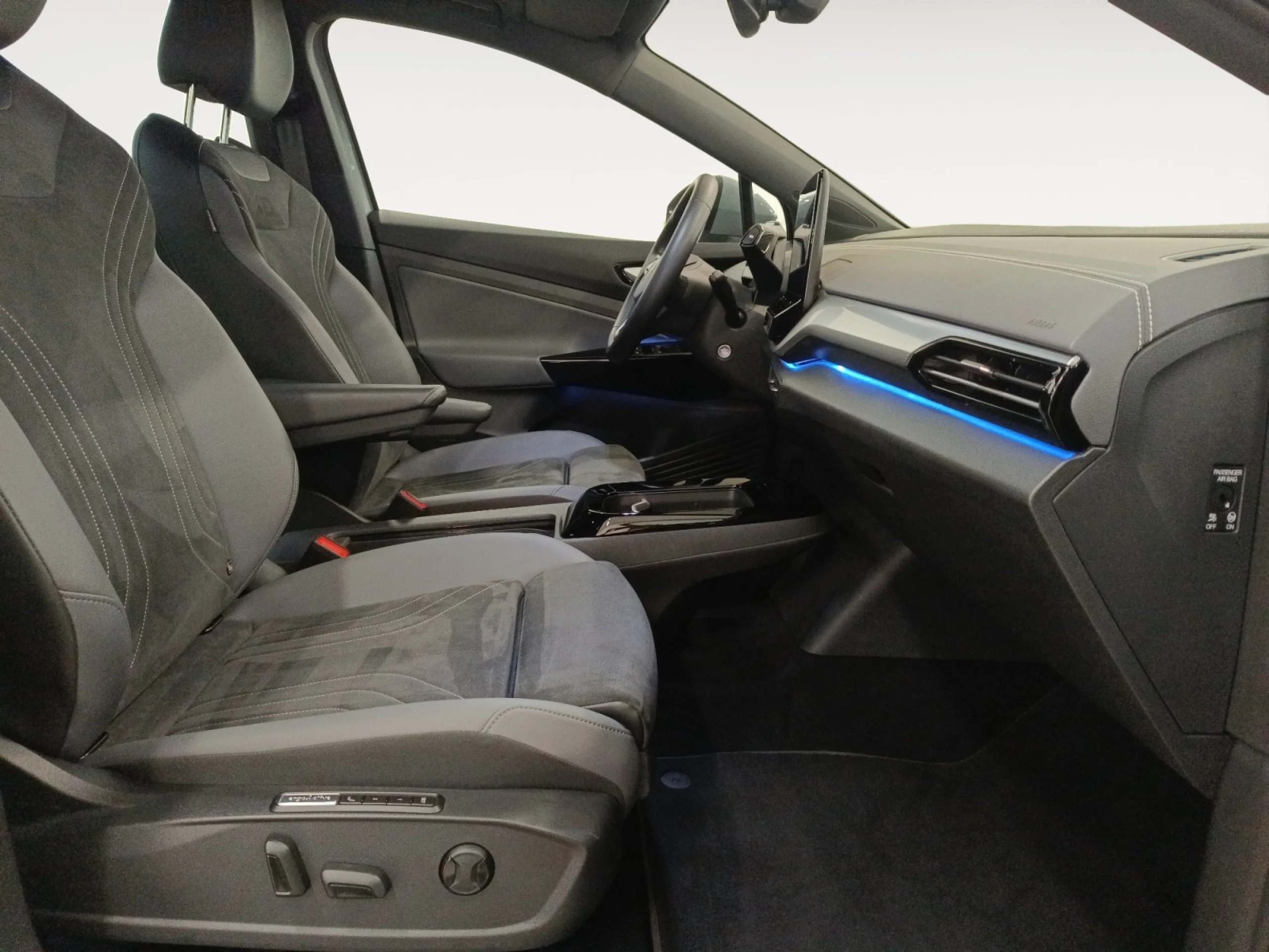 VOLKSWAGEN ID.5 PRO   128KW (174CV) - Foto 5