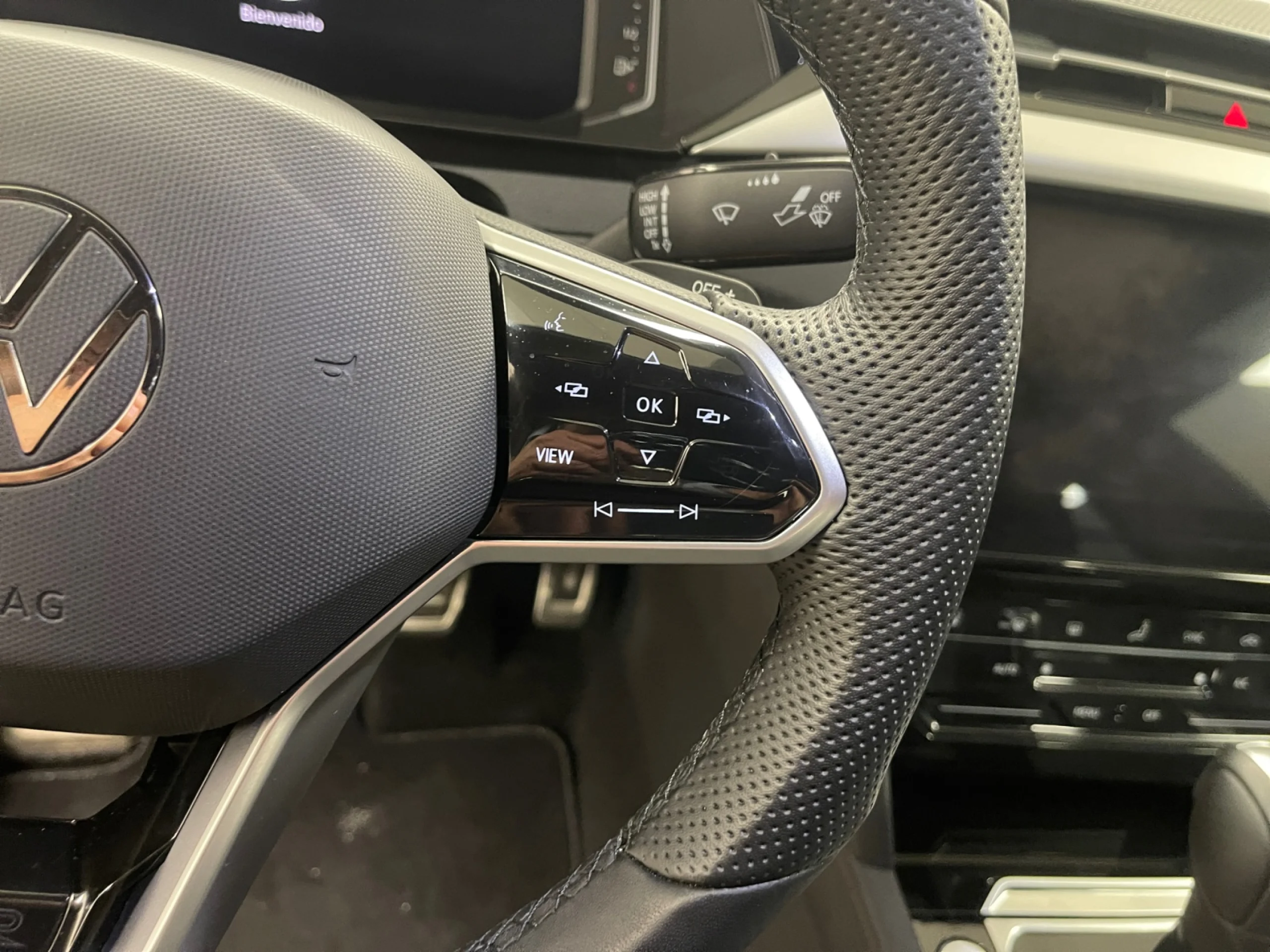 VOLKSWAGEN ARTEON ARTEON R LINE 2.0 TDI 110 KW (150 CV)  AUTOM TICO DSG 7 VEL. - Foto 10