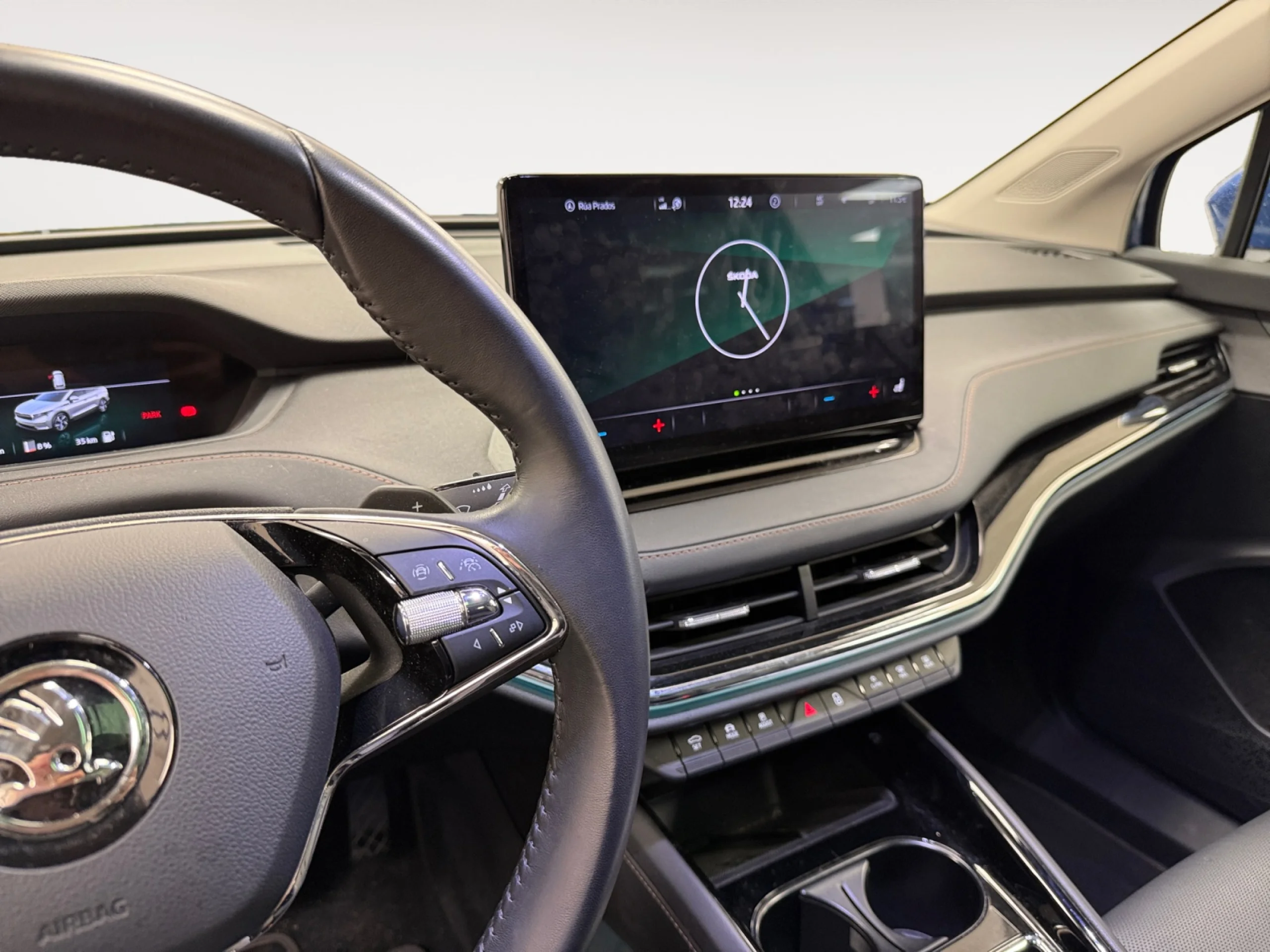 SKODA ENYAQ IV 80 150 KW (204 CV) 82 KWH (77 KWH NET - Foto 14