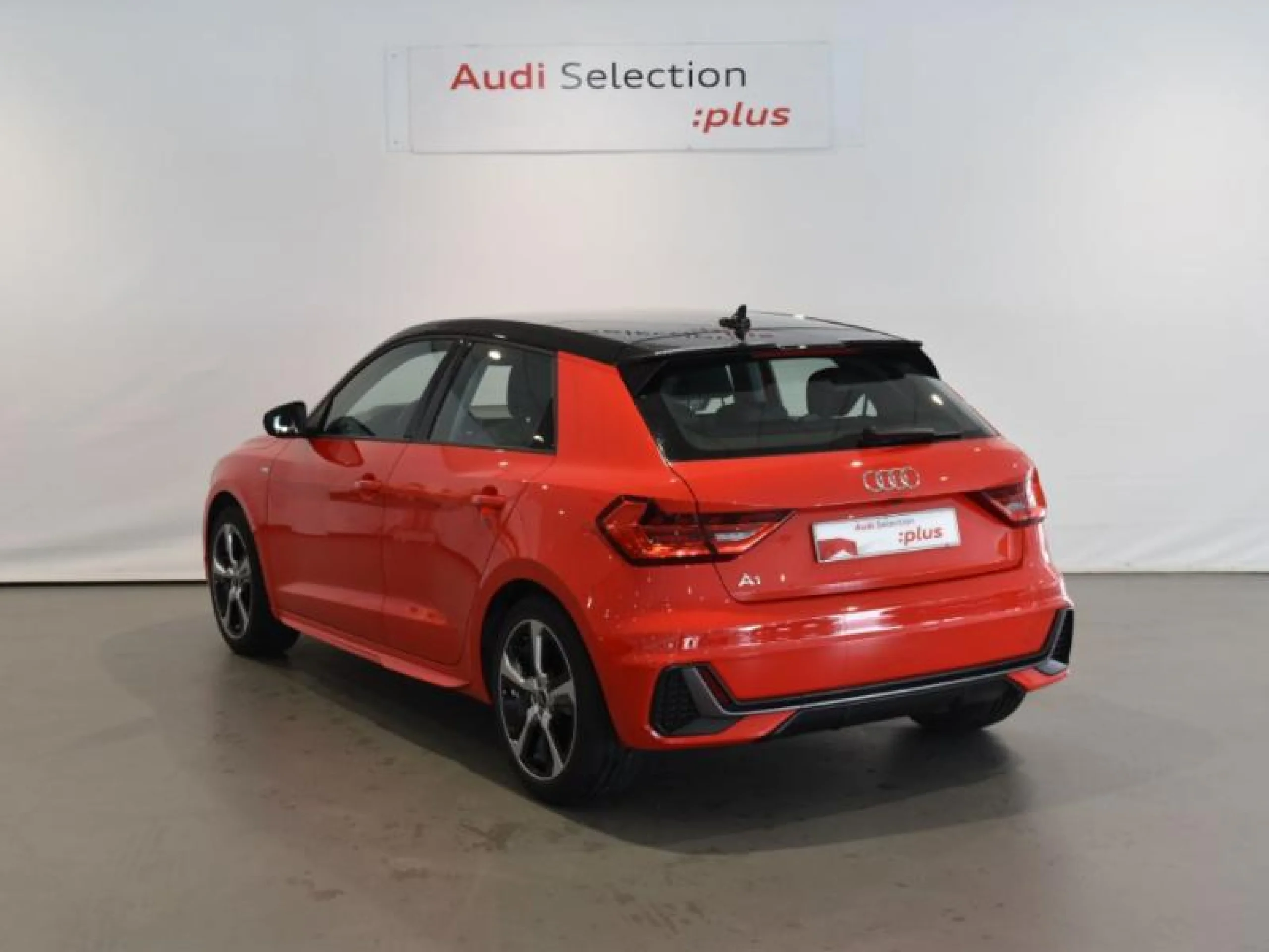 AUDI A1 SPORTBACK ADRENALIN 25 TFSI 70KW (95CV) - Foto 2