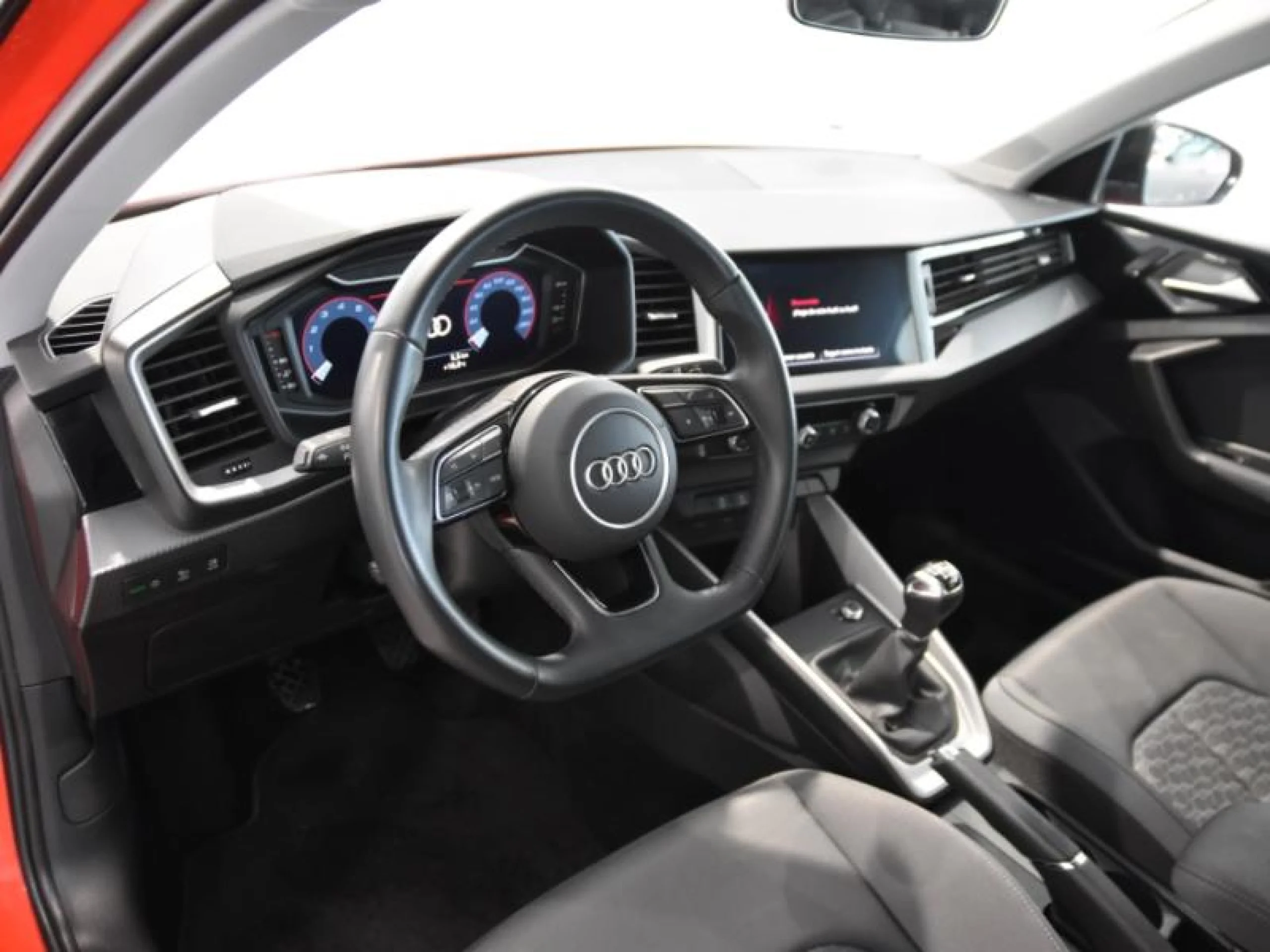 AUDI A1 SPORTBACK ADRENALIN 25 TFSI 70KW (95CV) - Foto 9