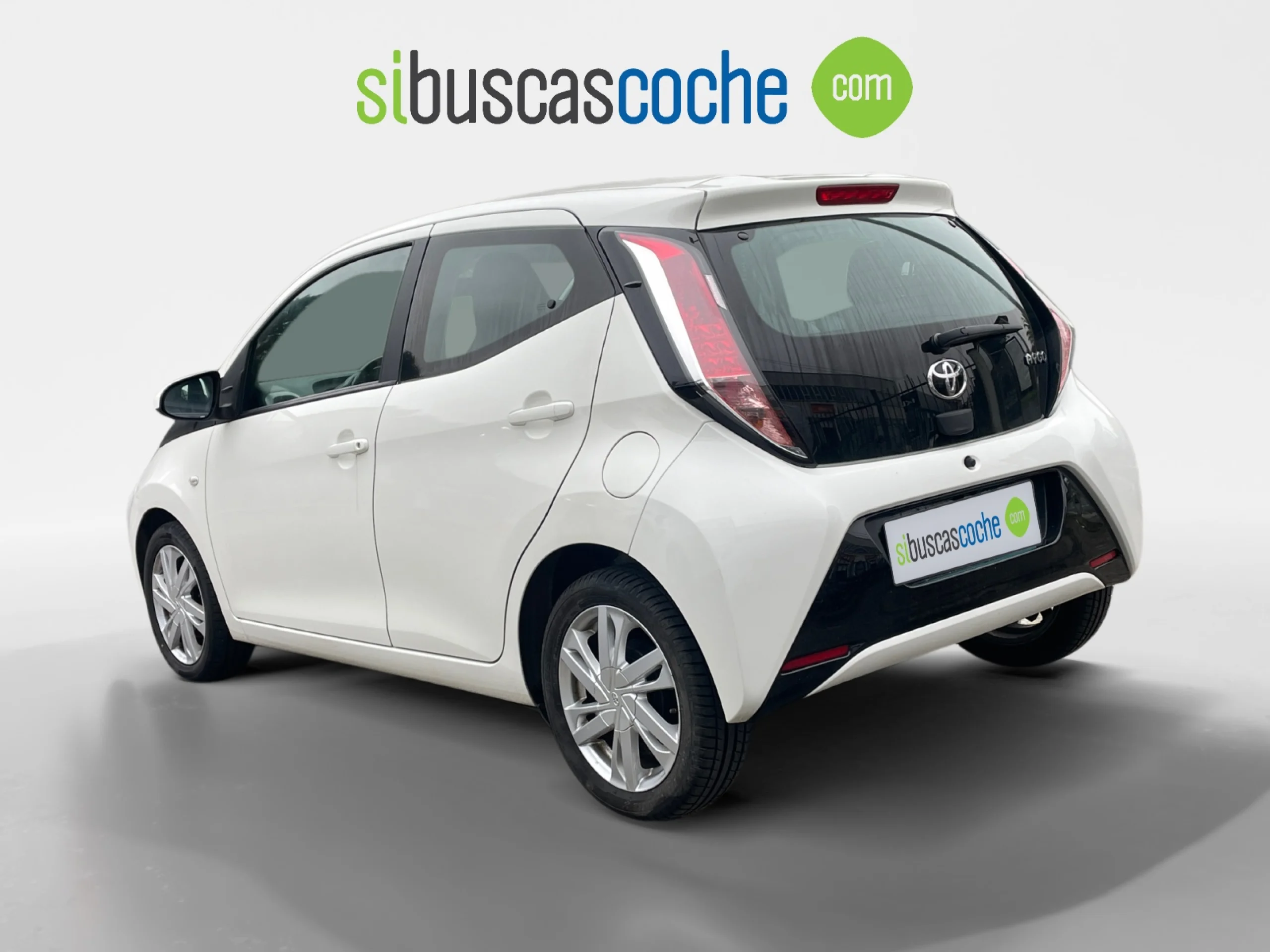 TOYOTA AYGO 1.0 70 X PLAY - Foto 2