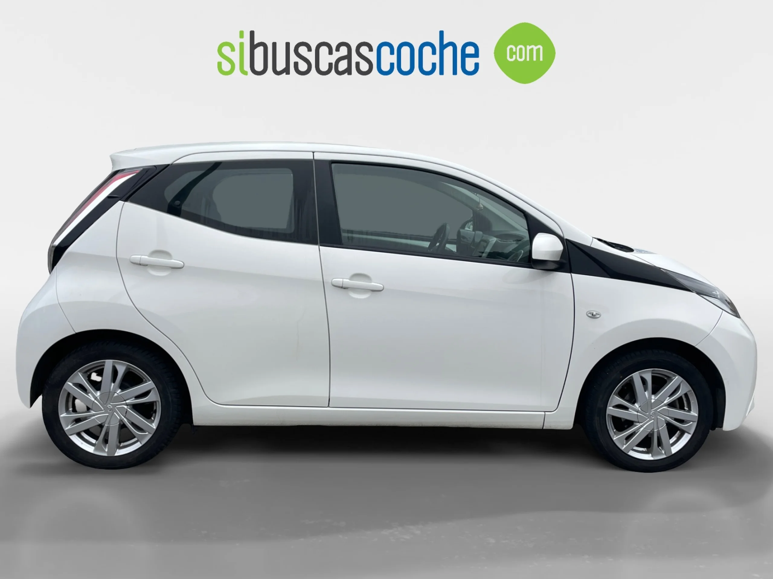 TOYOTA AYGO 1.0 70 X PLAY - Foto 3