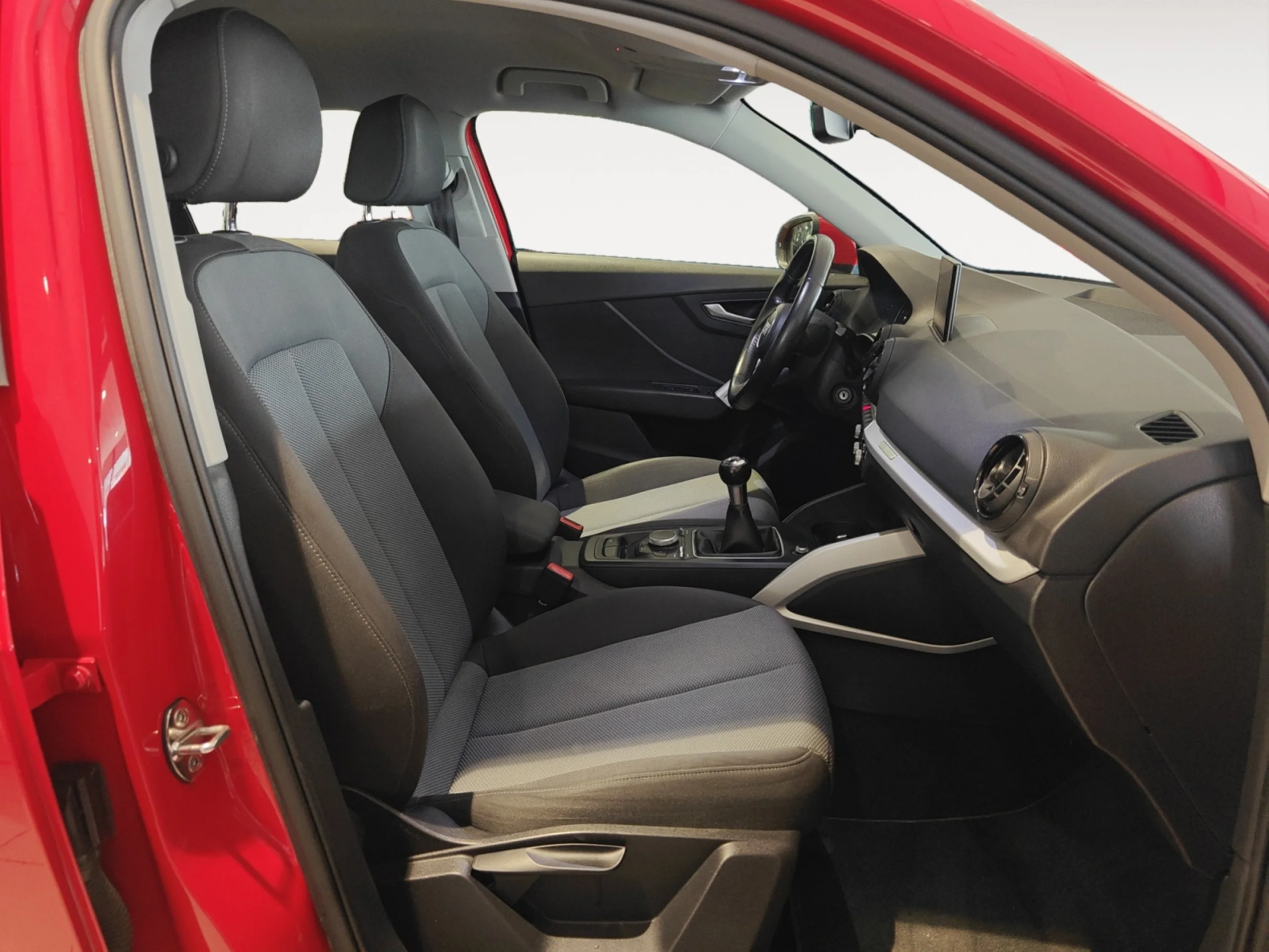 AUDI Q2 DESIGN EDITION 1.6 TDI - Foto 9