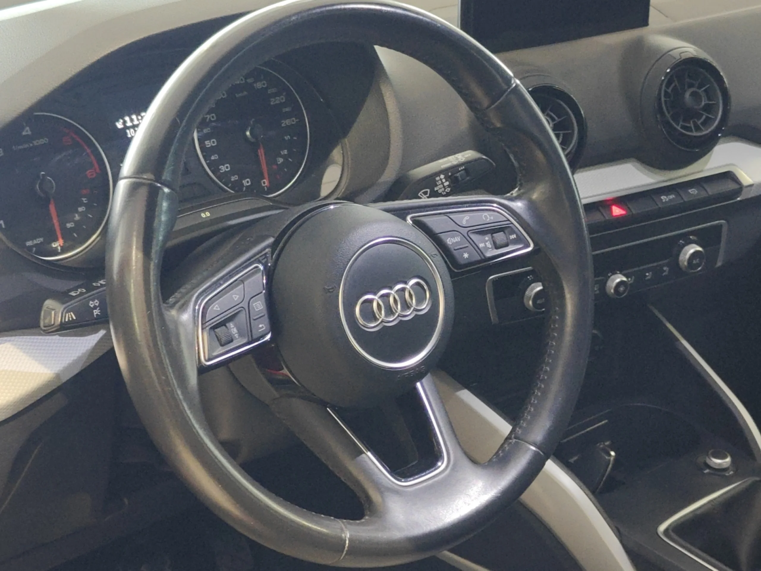 AUDI Q2 DESIGN EDITION 1.6 TDI - Foto 12