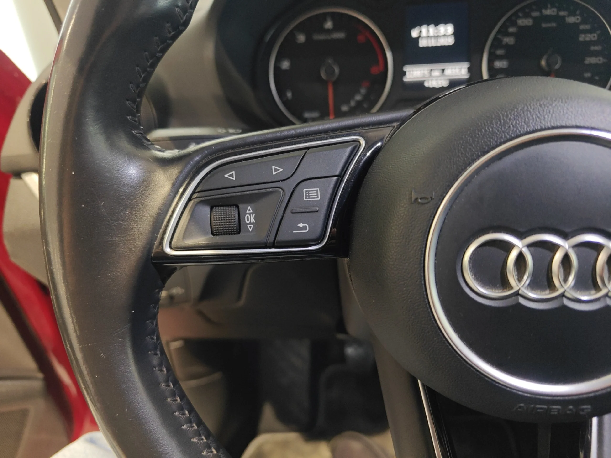 AUDI Q2 DESIGN EDITION 1.6 TDI - Foto 14